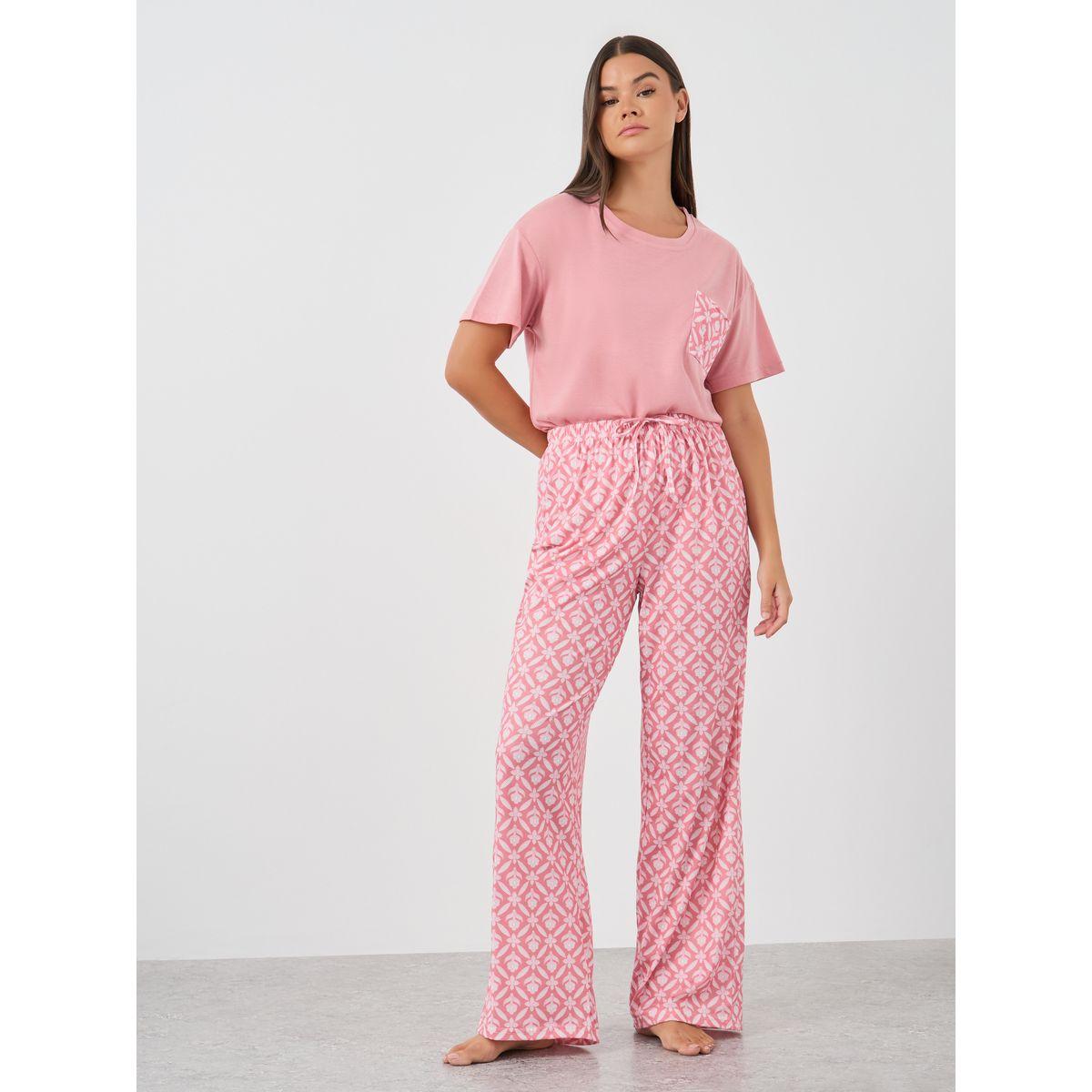 Styli Printed Pocket Round Neck T-Shirt and Pyjama Set-women-clothing-nightwear-pyjamas-longsets-image-5