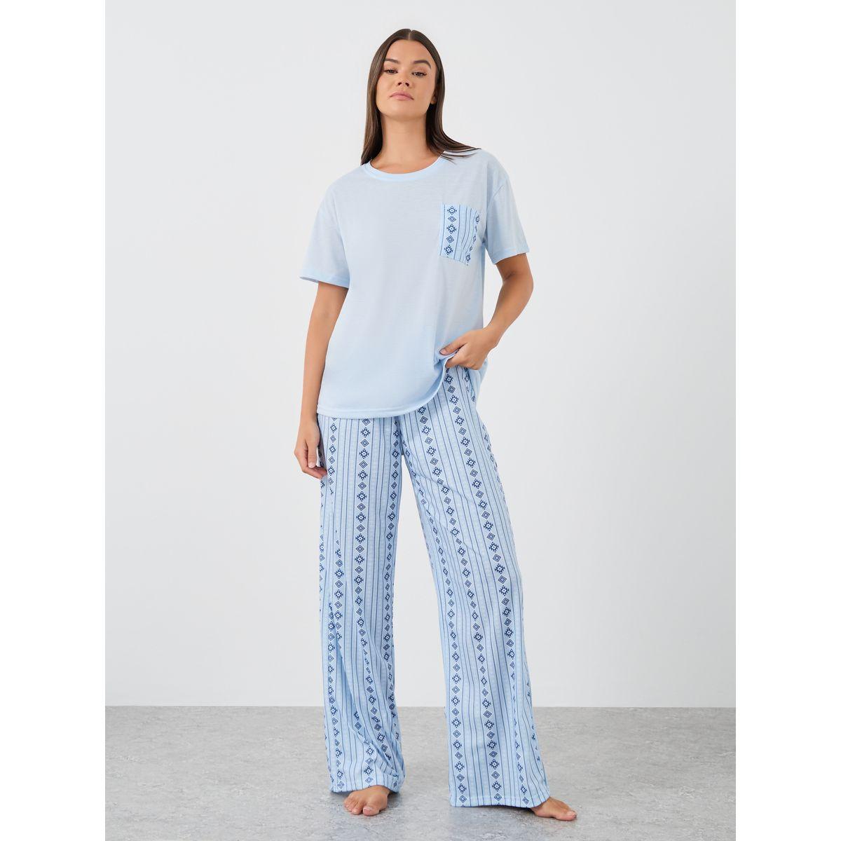 Styli Women Aztec Print Pocket Detail T-Shirt and Pyjama Set-women-clothing-nightwear-pyjamas-longsets-image-1