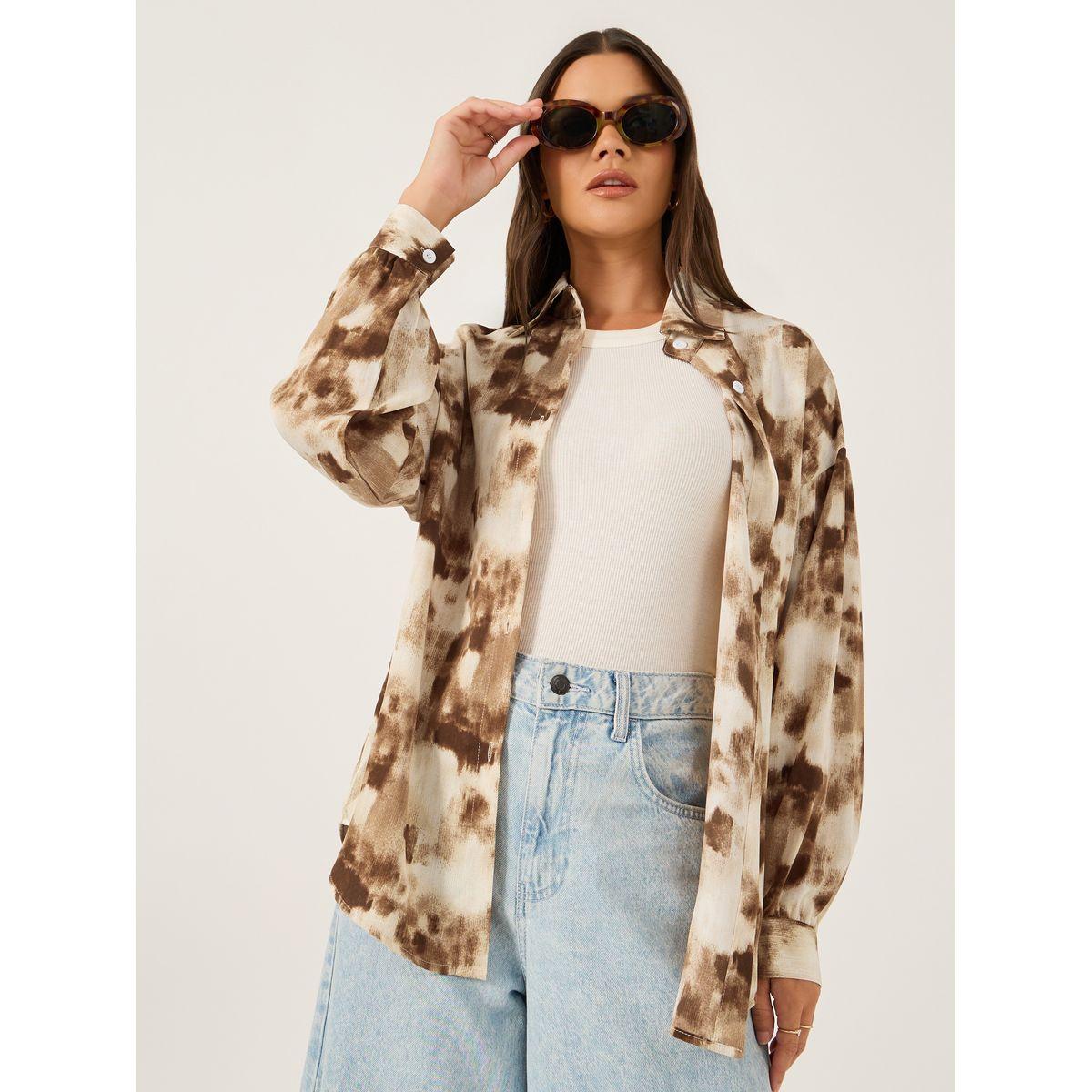 بلوزة فضفاضة مطبعة بياقة سبريد-women-clothing-shirtsandblouses-shirts-image-1