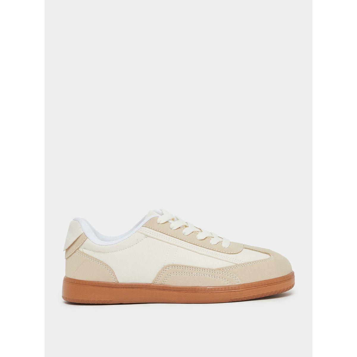 حذاء سنيكرز بنمط كتل الالوان ورباط غلق-women-shoes-sneakers-image-2