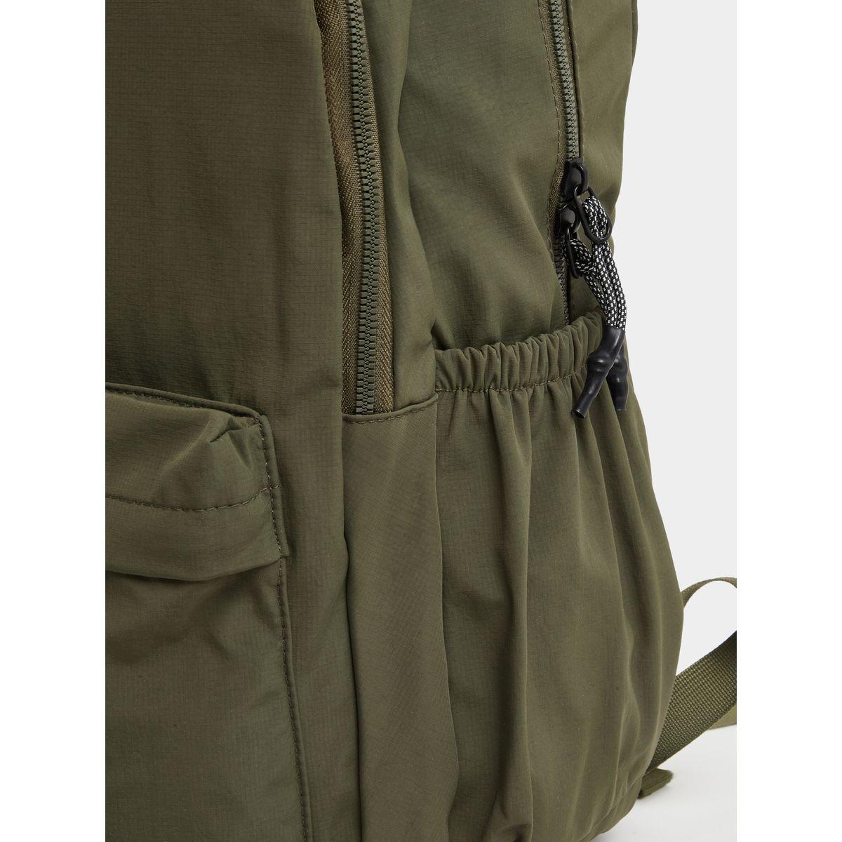 Styli Solid Patch Detail Backpack with Zip Closure-women-bagsandwallets-backpacks-image-3
