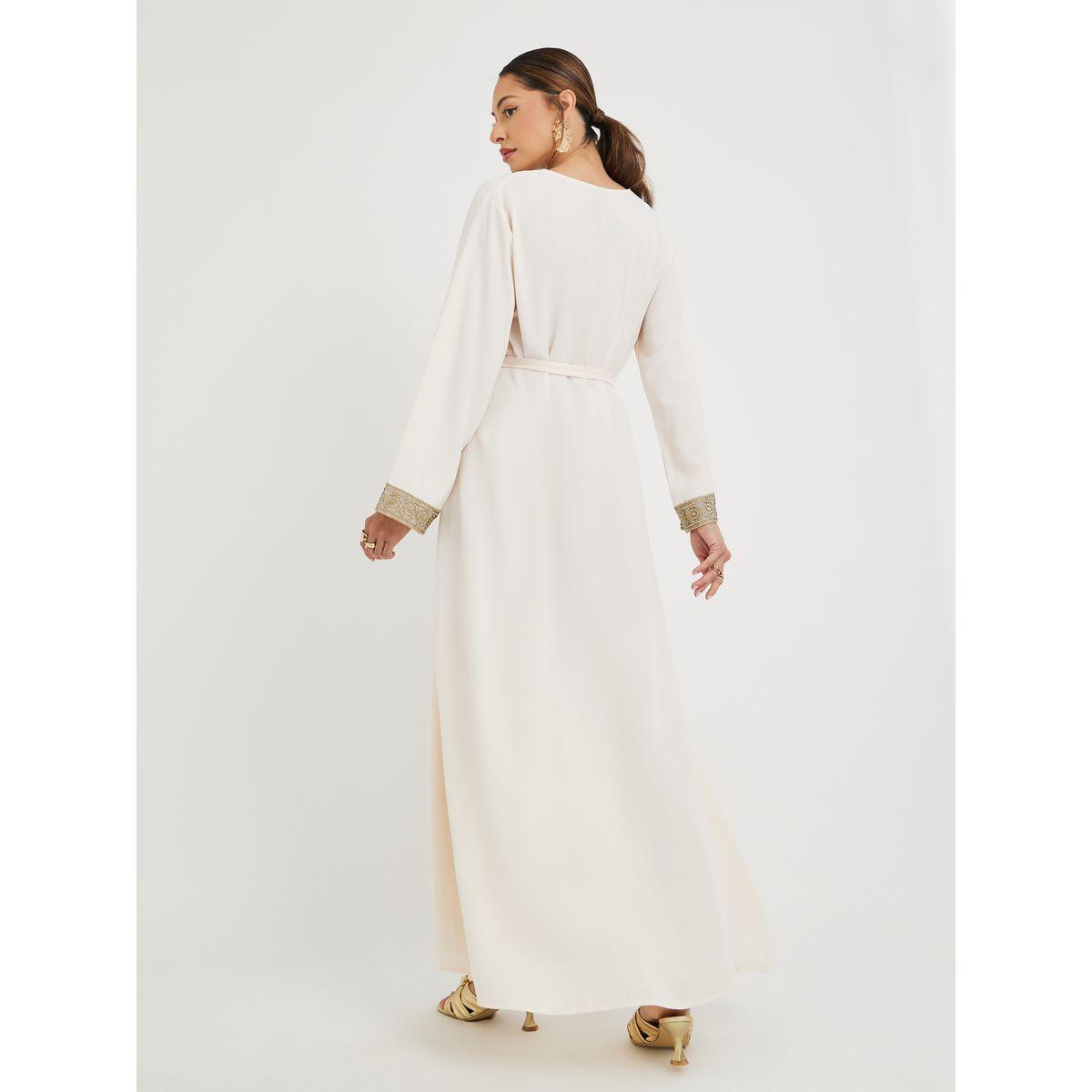 أميرة x ستايلي جلابية بحافة واسعة وتفاصيل مُطرّزة-women-arabicclothing-jalabiyas-image-4