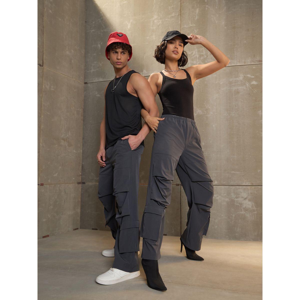 بنطال باراشوت باجي بكسرات عند الركبة-men-clothing-bottoms-joggers-image-9