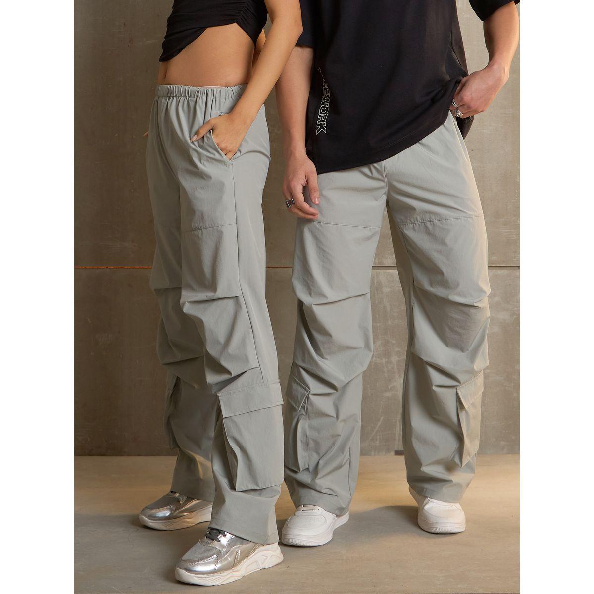 بنطال باراشوت باجي بكسرات عند الركبة-men-clothing-bottoms-joggers-image-1