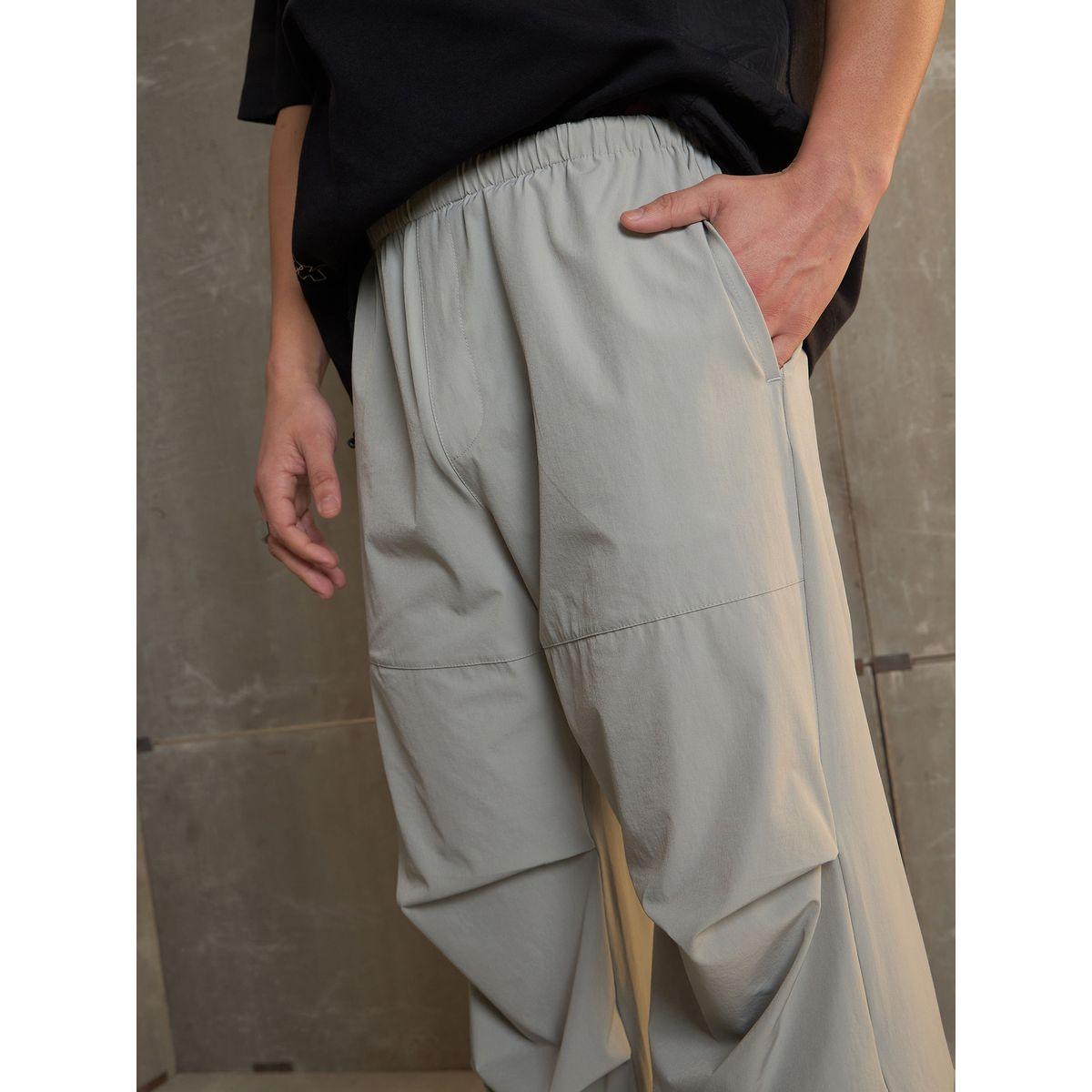 بنطال باراشوت باجي بكسرات عند الركبة-men-clothing-bottoms-joggers-image-4
