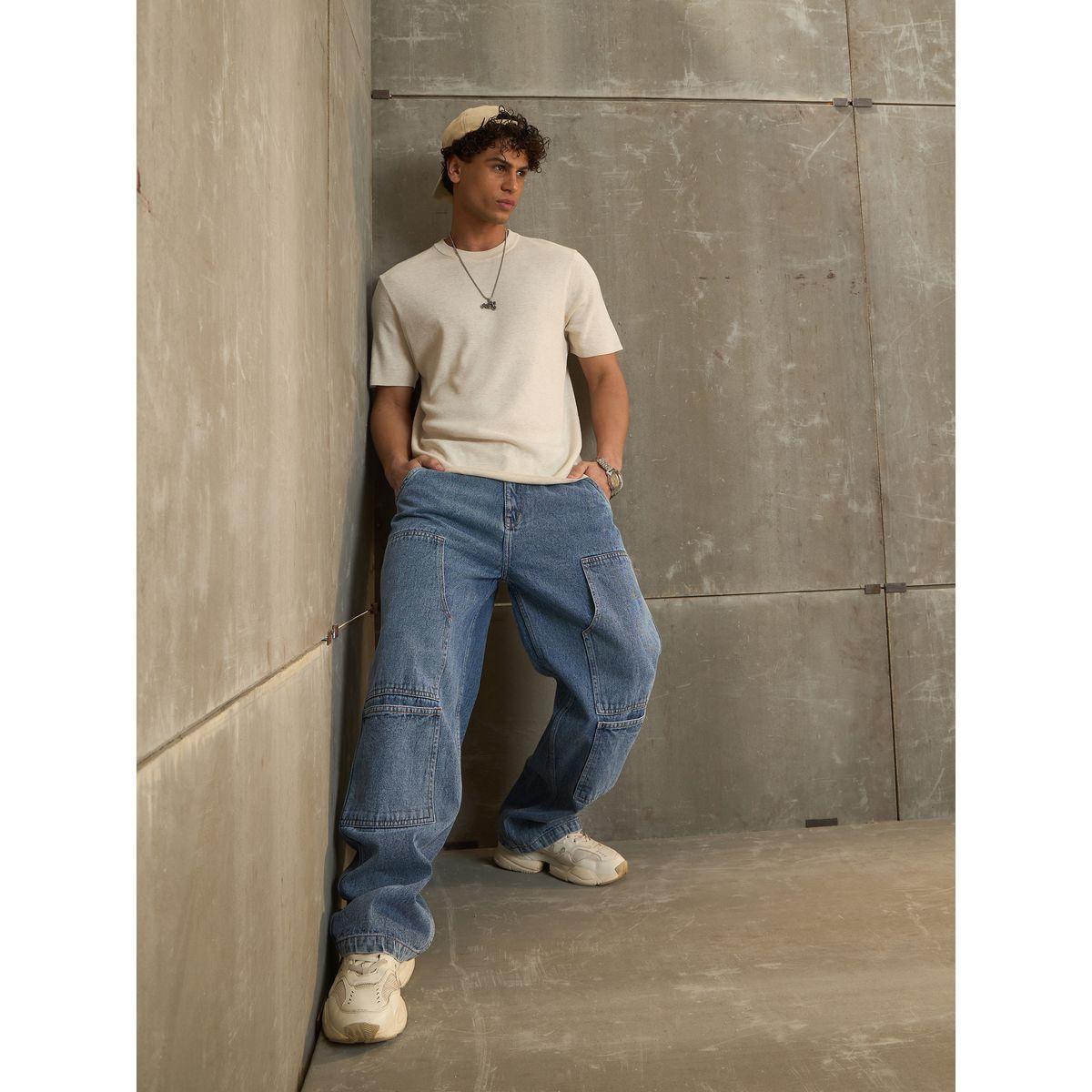 جينز بقصة نجار وأرجل واسعة مع تفاصيل مشطوفة-women-clothing-bottoms-jeans-image-8