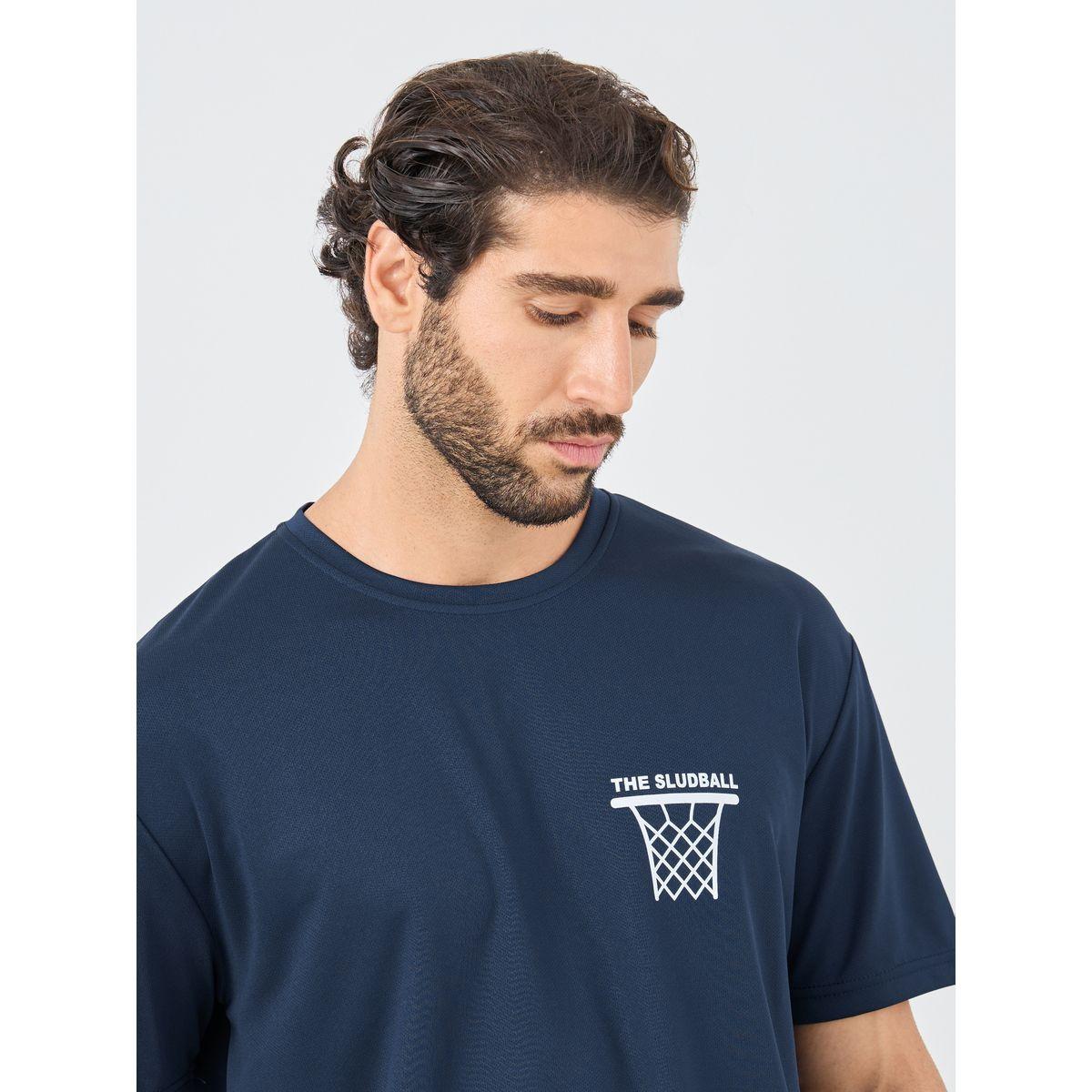 تيشيرت فضفاض بطبعة جرافيك وياقة دائرية-men-clothing-tshirtsandpolos-tshirts-image-4