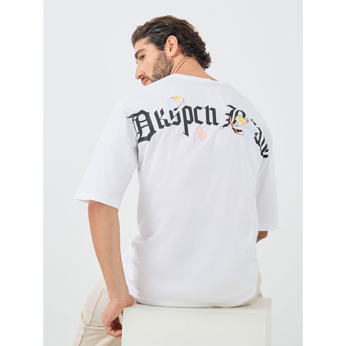 تيشيرت فضفاض بطبعة كتابة وياقة دائرية-men-clothing-tshirtsandpolos-tshirts-image-1