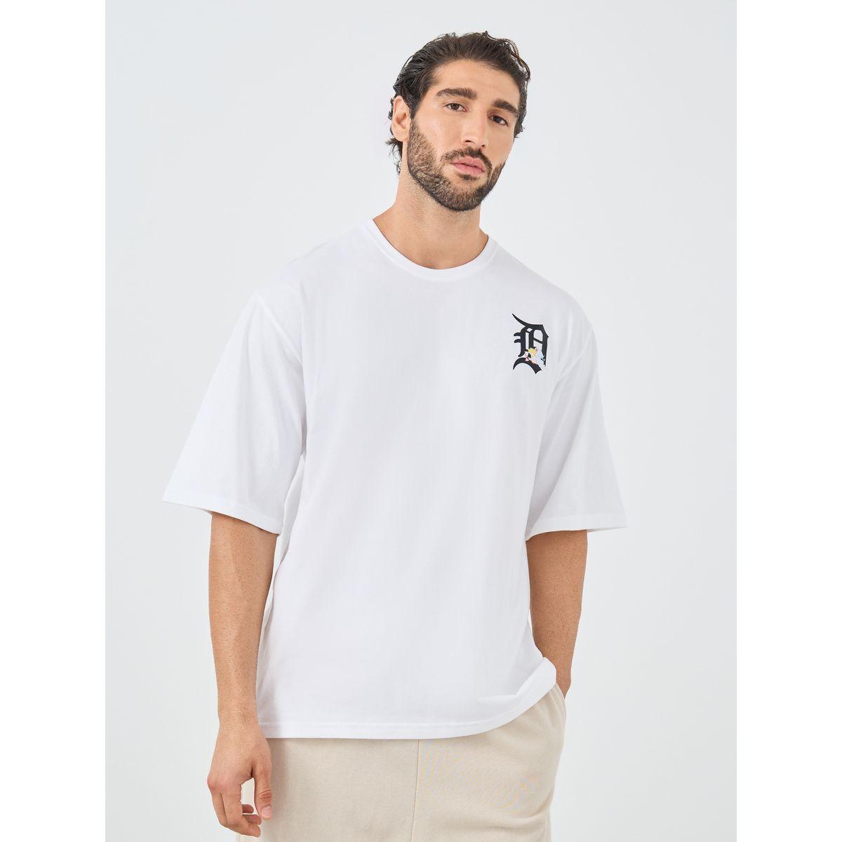 تيشيرت فضفاض بطبعة كتابة وياقة دائرية-men-clothing-tshirtsandpolos-tshirts-image-2