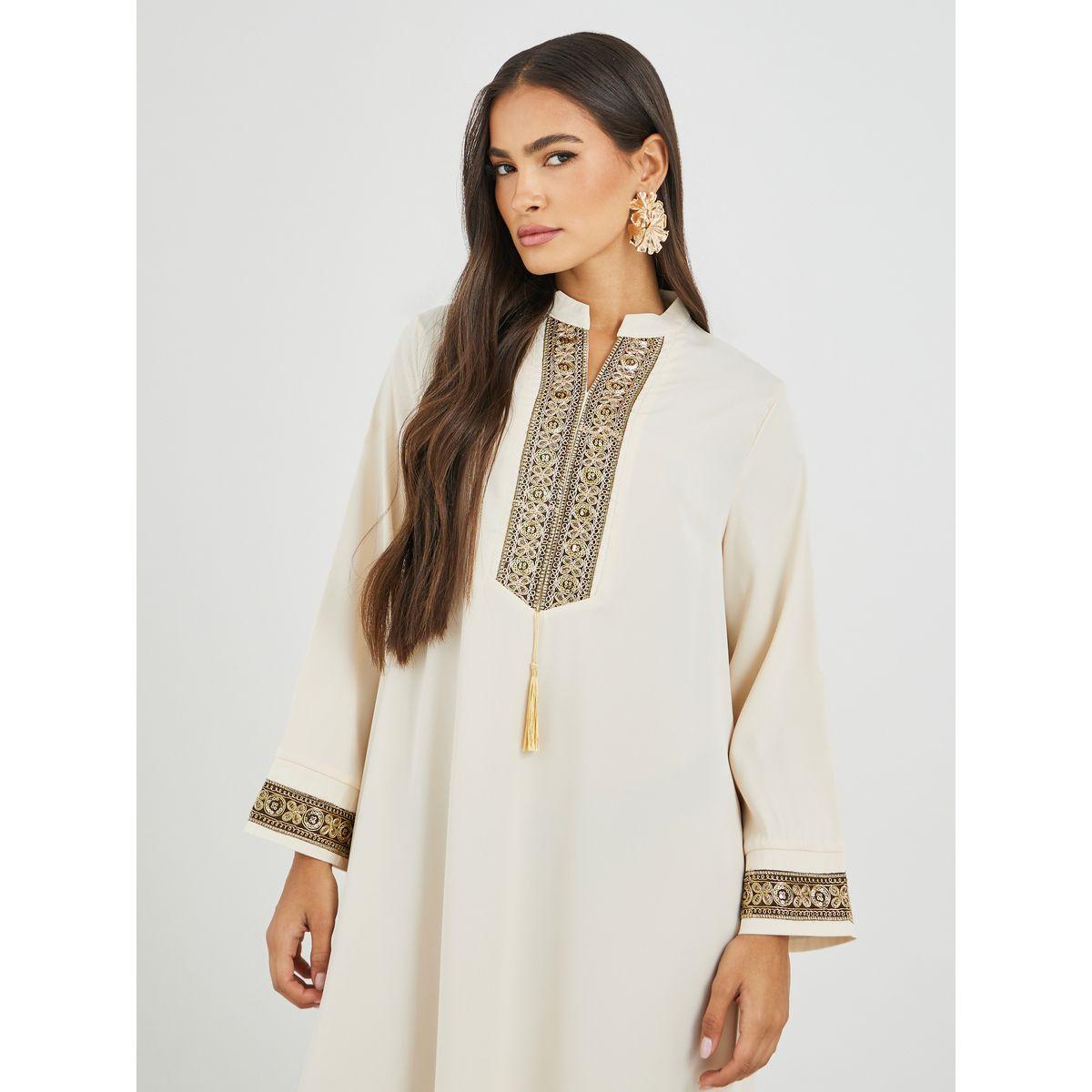 جلابية بتفاصيل شراشيب مع تداخل دانتيل-women-arabicclothing-jalabiyas-image-4