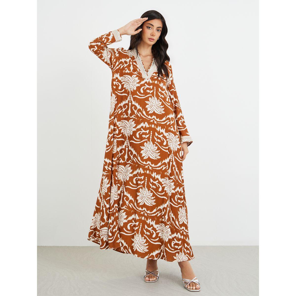 Amirah X Styli Floral Print Lace Detail V-Neck A-Line Jalabiya-women-arabicclothing-jalabiyas-image-2
