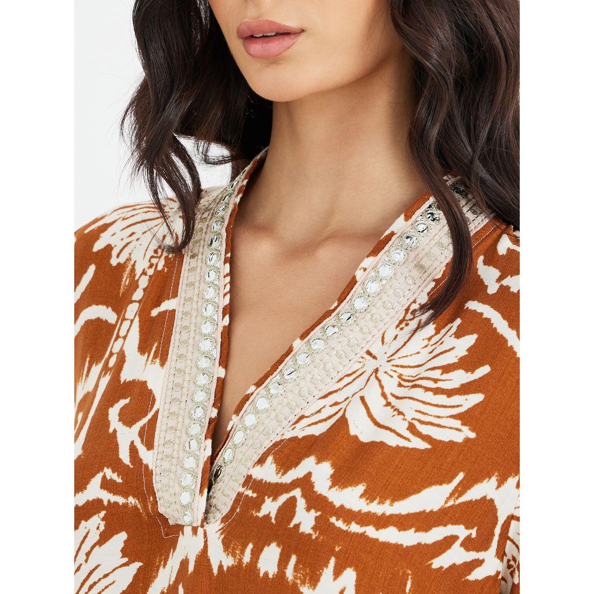 Amirah X Styli Floral Print Lace Detail V-Neck A-Line Jalabiya-women-arabicclothing-jalabiyas-image-4