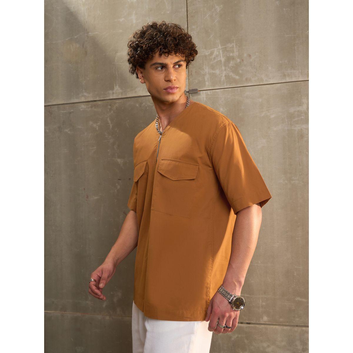 قميص ساسافراس براون بوبلين بسحاب أمامي وضيق للراحة-men-clothing-shirts-image-3