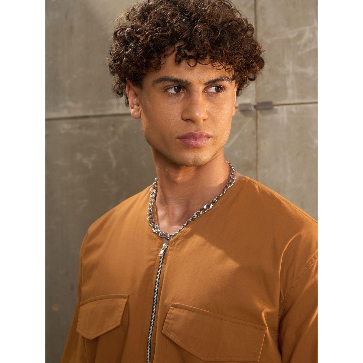 قميص ساسافراس براون بوبلين بسحاب أمامي وضيق للراحة-men-clothing-shirts-image-4