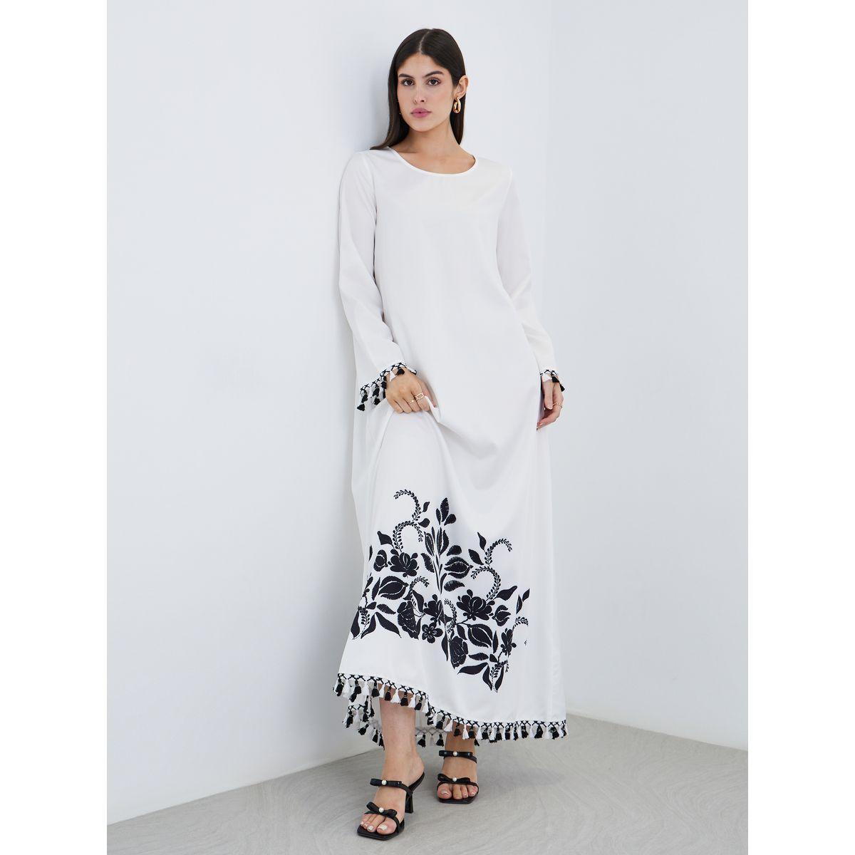 جلابية بطبعة زهور وتفاصيل شراشيب-women-arabicclothing-jalabiyas-image-1