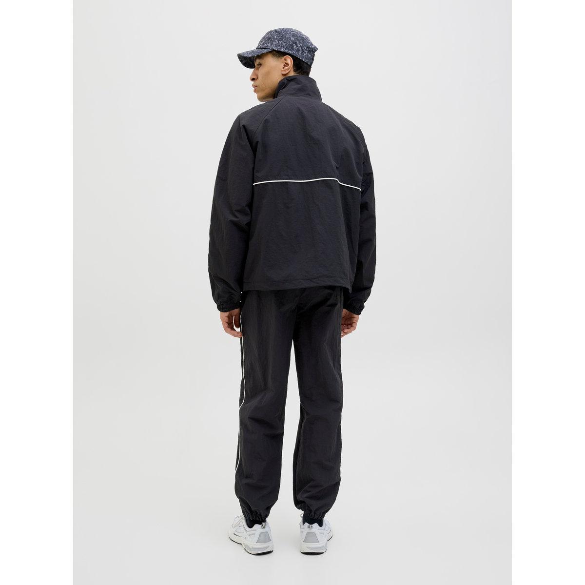 جوغر بقصة مريحة وخصر متوسط-men-clothing-bottoms-joggers-image-3