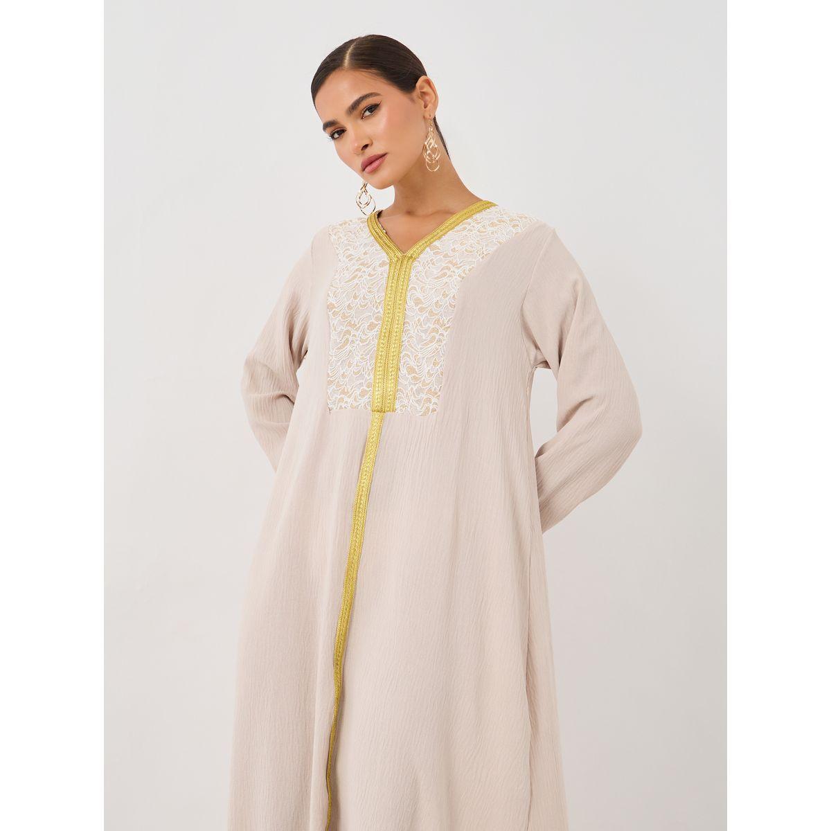 Amirah X Styli Textured Embroidered A-Line Jalabiya with Lace Detail-women-arabicclothing-jalabiyas-image-3