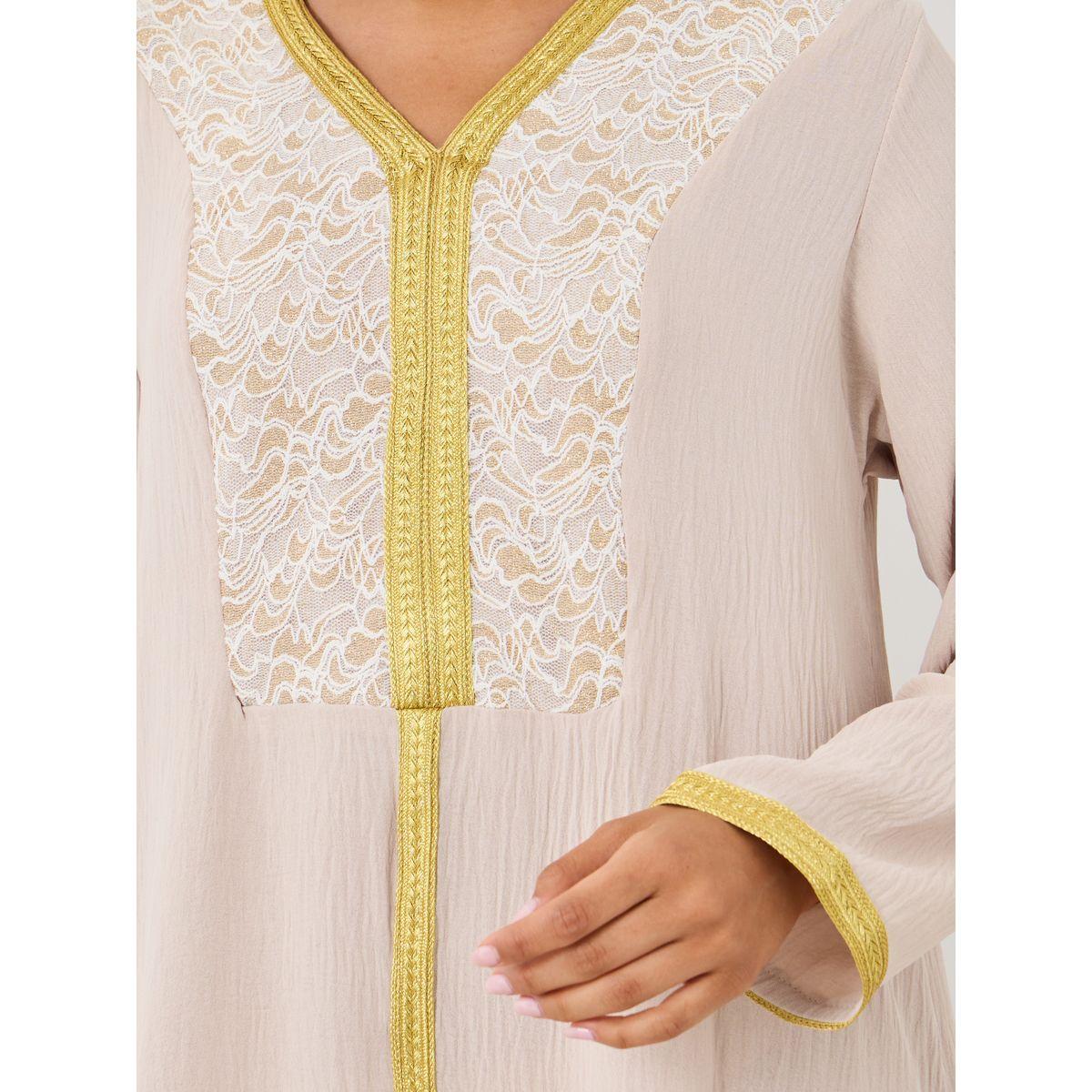Amirah X Styli Textured Embroidered A-Line Jalabiya with Lace Detail-women-arabicclothing-jalabiyas-image-4