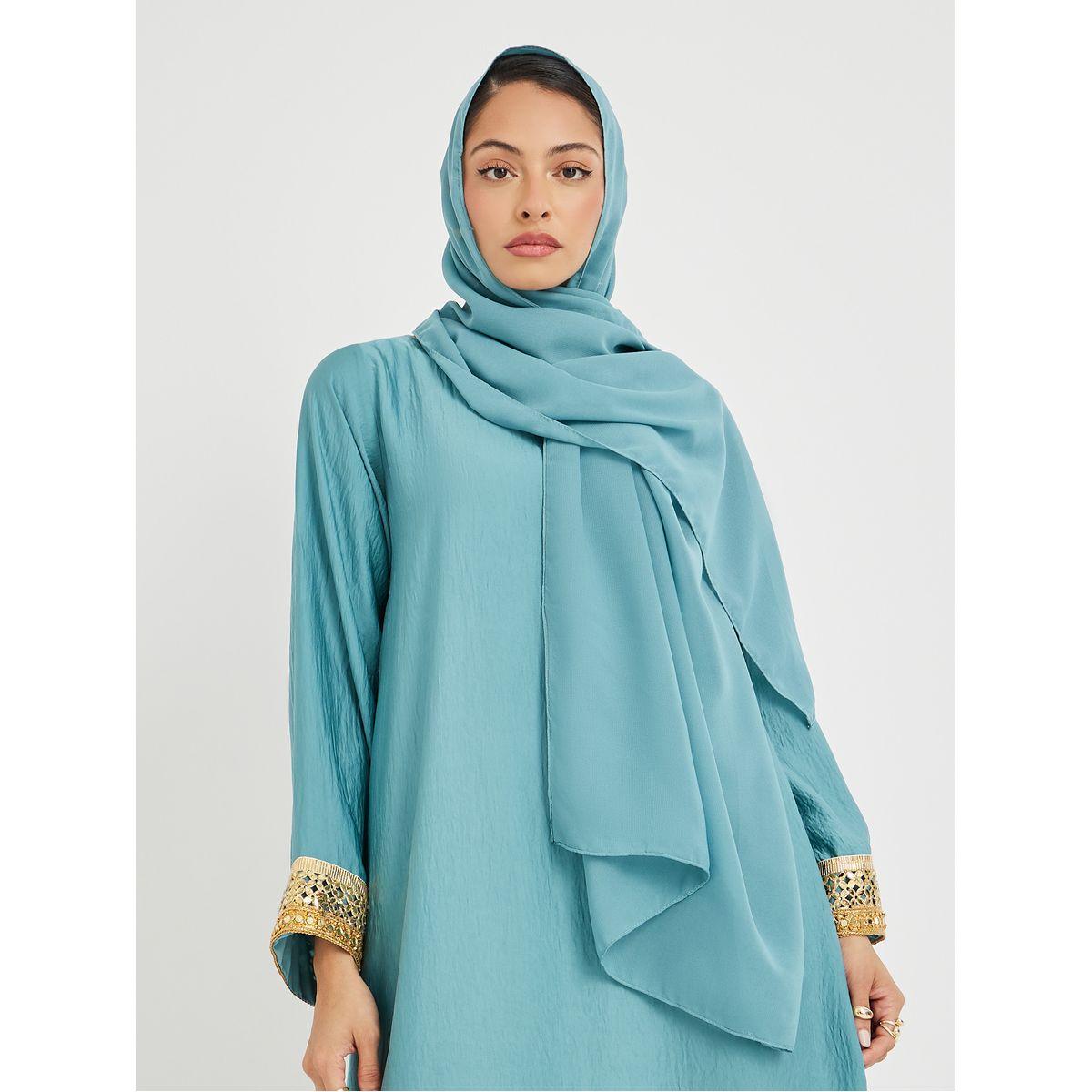 جلابية بتفاصيل دانتيل وأكمام واسعة-women-arabicclothing-jalabiyas-image-4