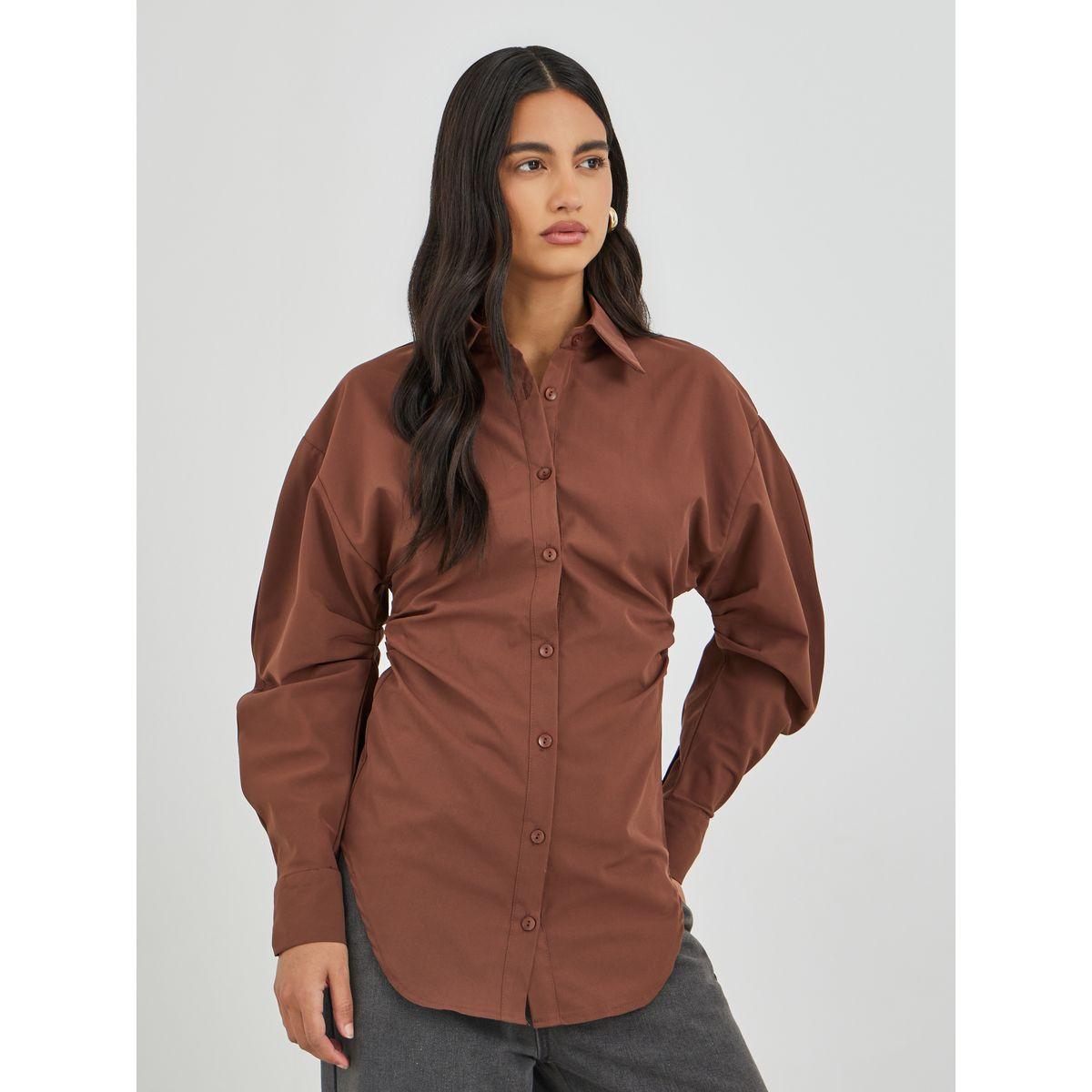 بلوزة سادة بخصر رفيع وتفاصيل مُجمعة-women-clothing-shirtsandblouses-shirts-image-1