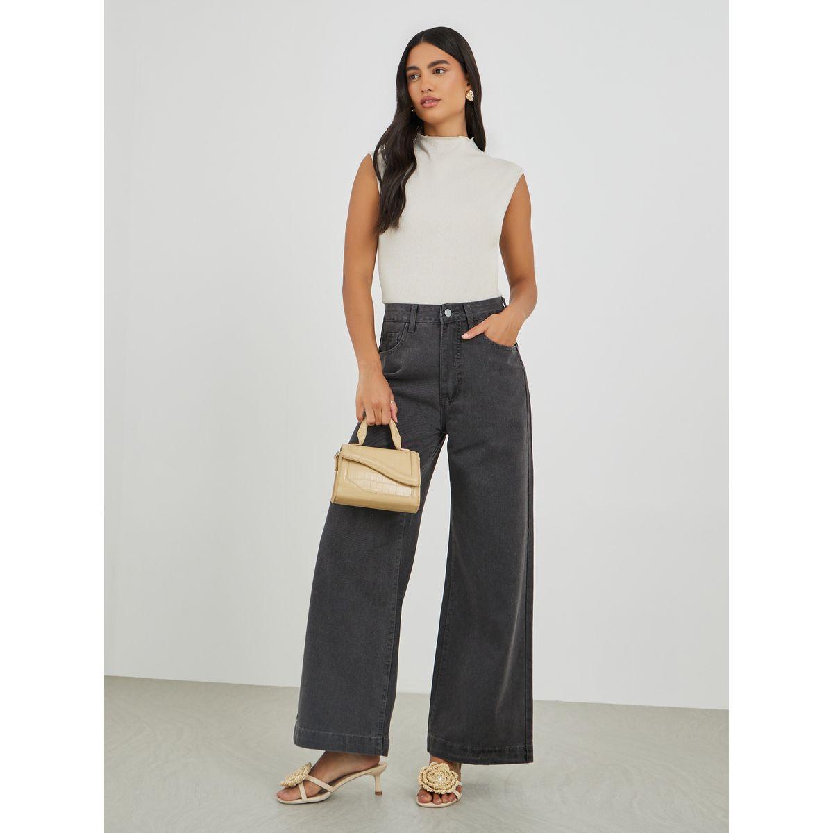 Styli Textured Sleeveless Top-women-clothing-shirtsandblouses-blouses-image-2