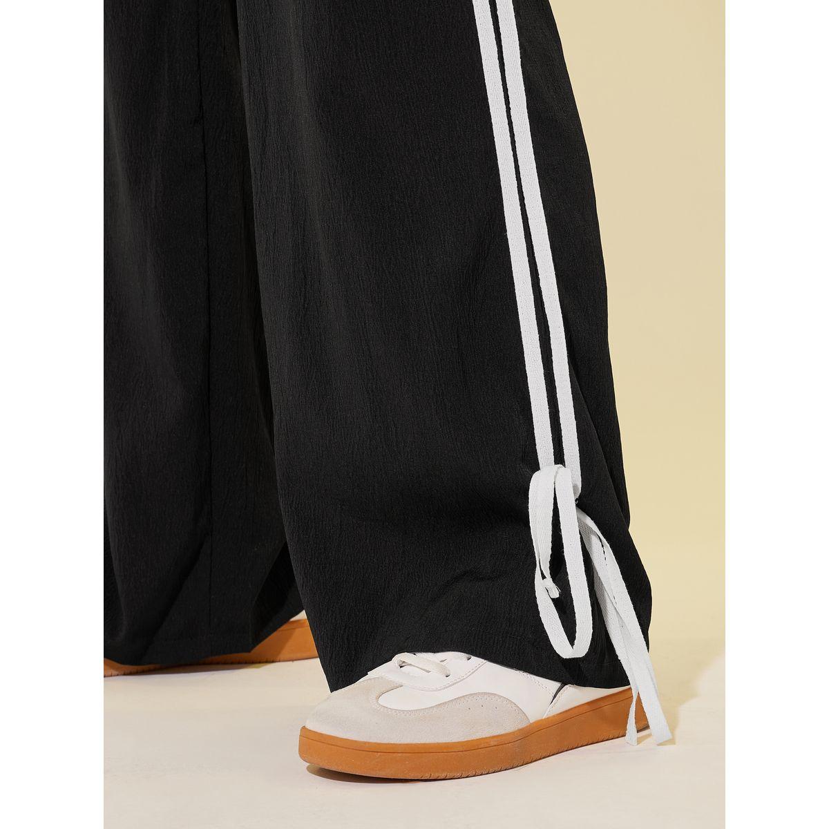 بنطال بأرجل واسعة ومزين بأربطة-women-clothing-bottoms-trousers-image-3