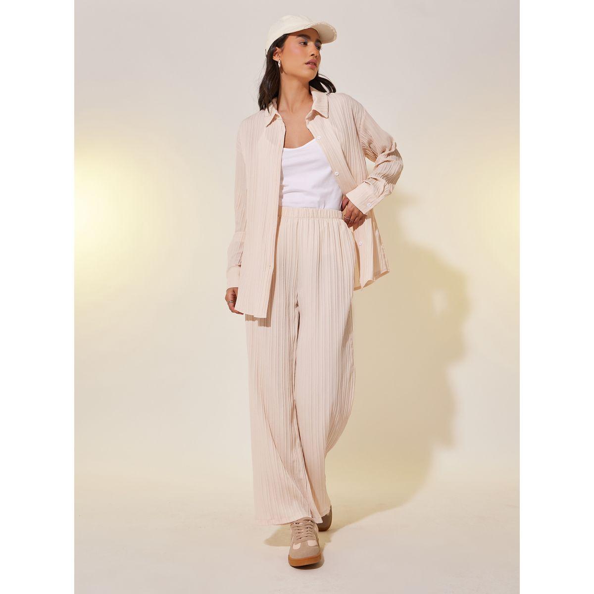 طقم منسق من بنطال بأرجل واسعة وبلوزة بأكمام طويلة-women-clothing-coordsets-image-2