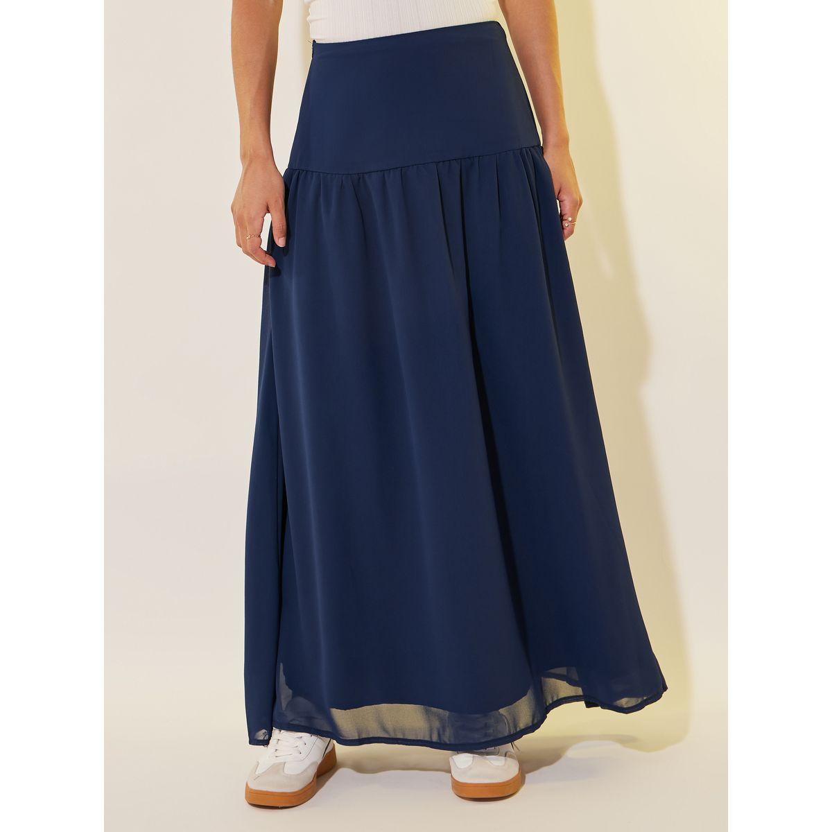 تنورة طويلة سادة بحافة واسعة وتفاصيل مُجمعة-women-clothing-bottoms-skirts-image-2