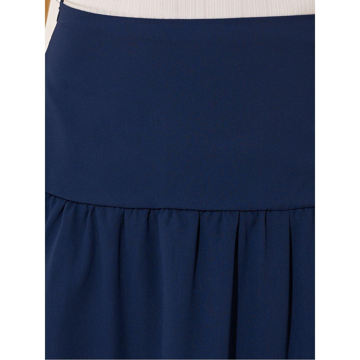 تنورة طويلة سادة بحافة واسعة وتفاصيل مُجمعة-women-clothing-bottoms-skirts-image-3