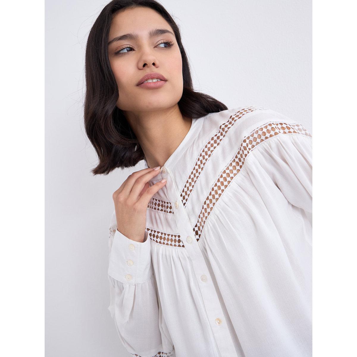 بلوزة بتفاصيل أزرار مع دانتيل-women-clothing-shirtsandblouses-blouses-image-4