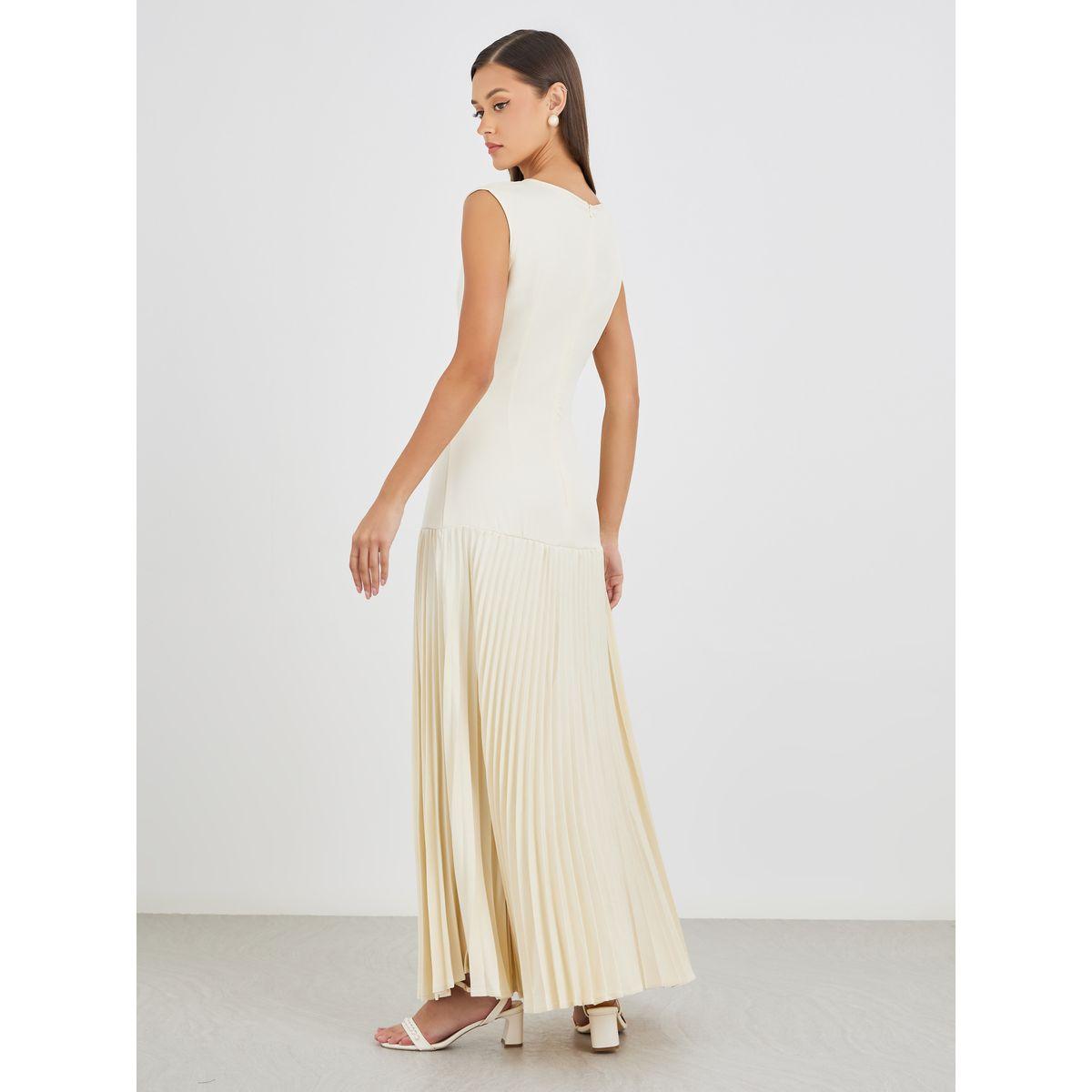 فستان طويل سادة بدون أكمام وتفاصيل كسرات-women-clothing-dresses-image-5