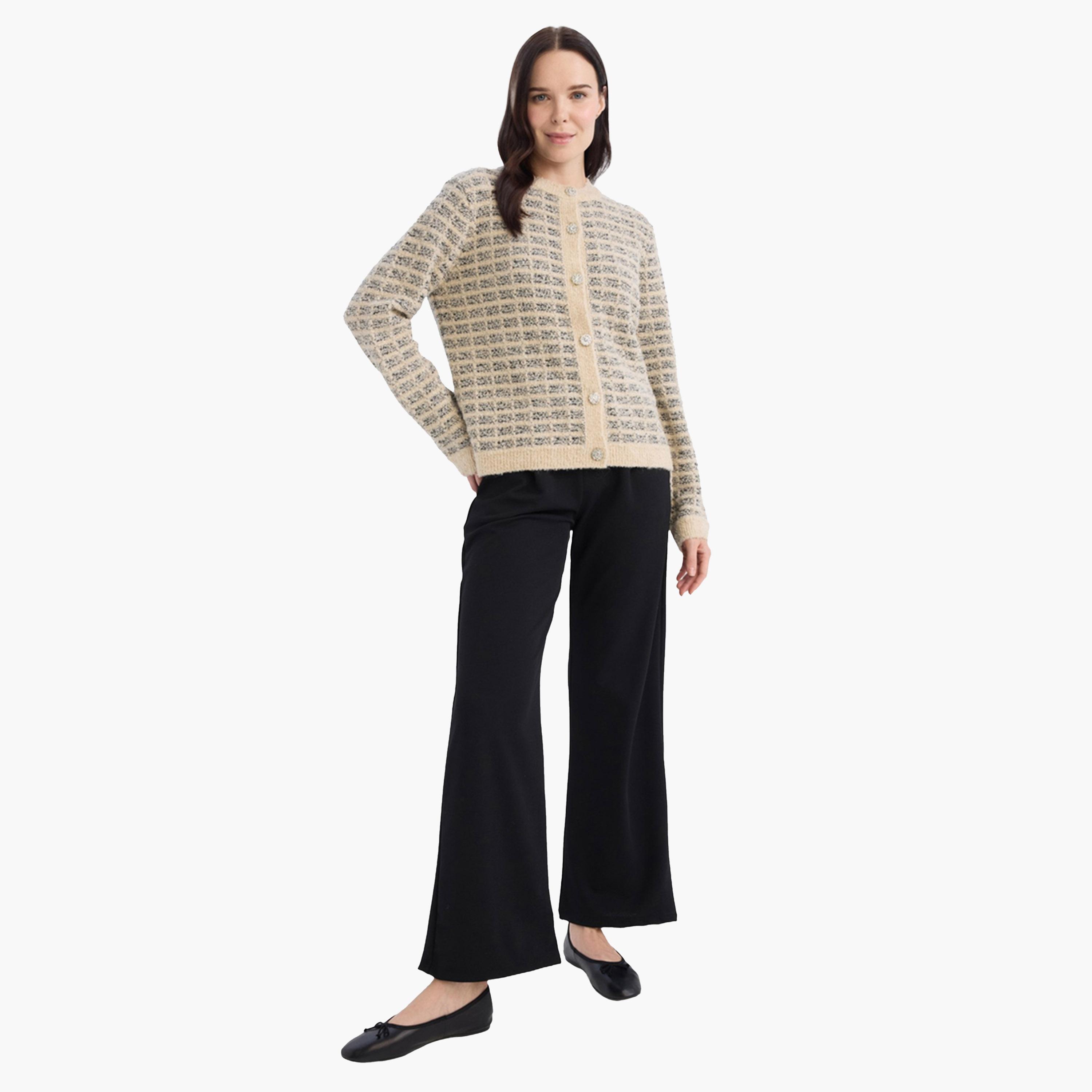 ديفاكتو × ستايلي - بنطال أسود مستقيم واسع الساق-women-clothing-bottoms-trousers-image-2