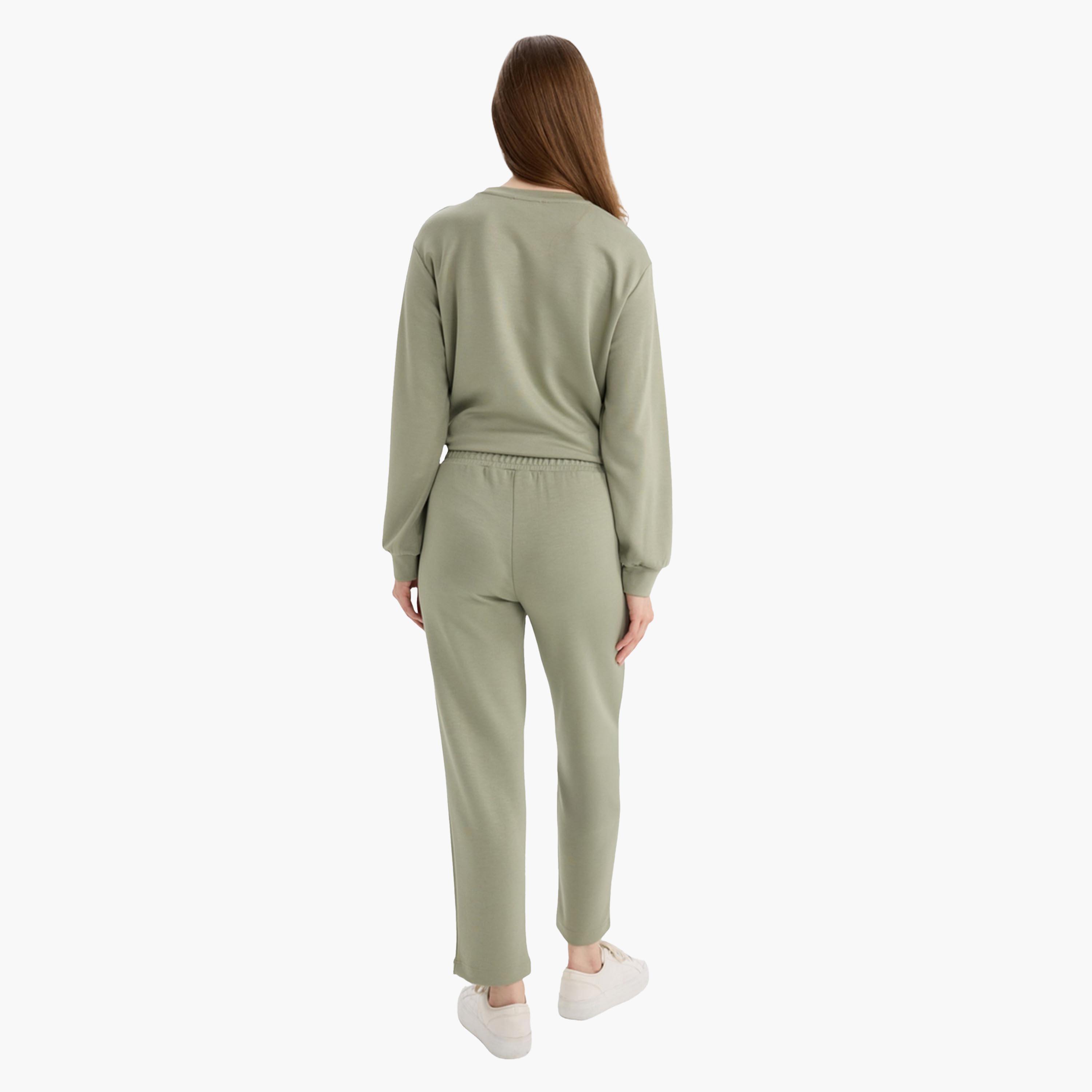 ديفاكتو × ستايلي - بنطال مرن بقصّة عادية - زيتي-women-clothing-bottoms-trousers-image-6