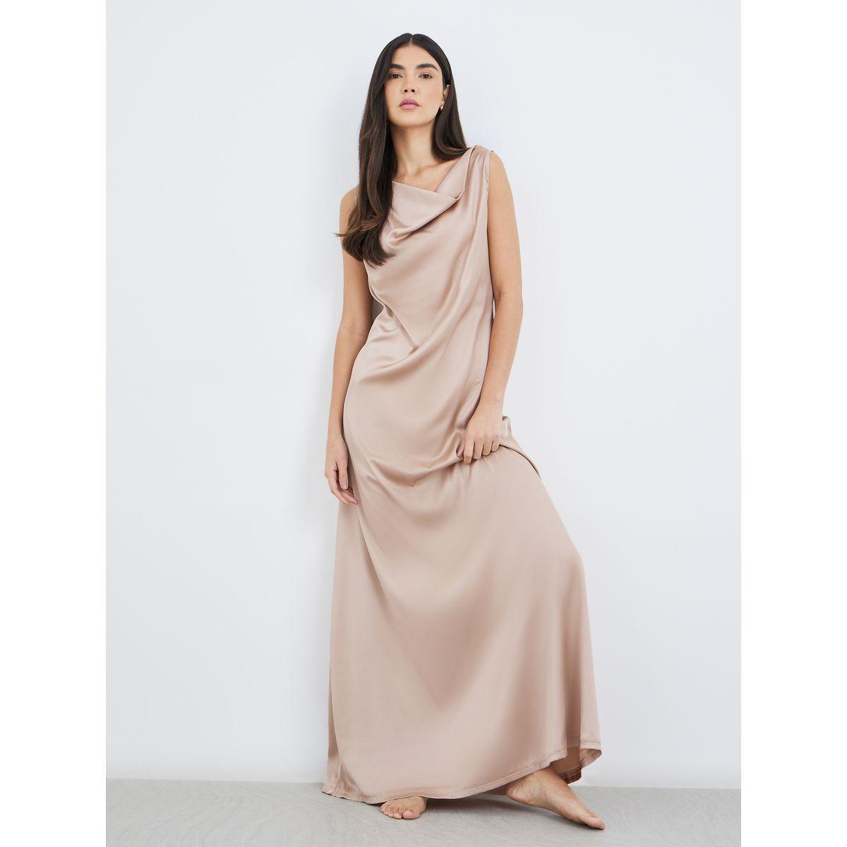 قميص نوم ساتان بياقة منسدلة مع تفاصيل دانتيل-women-clothing-nightwear-nighties-image-1