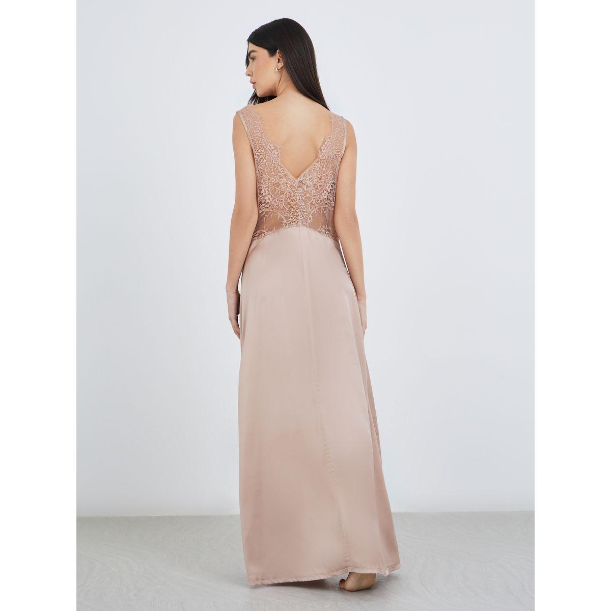 قميص نوم ساتان بياقة منسدلة مع تفاصيل دانتيل-women-clothing-nightwear-nighties-image-4