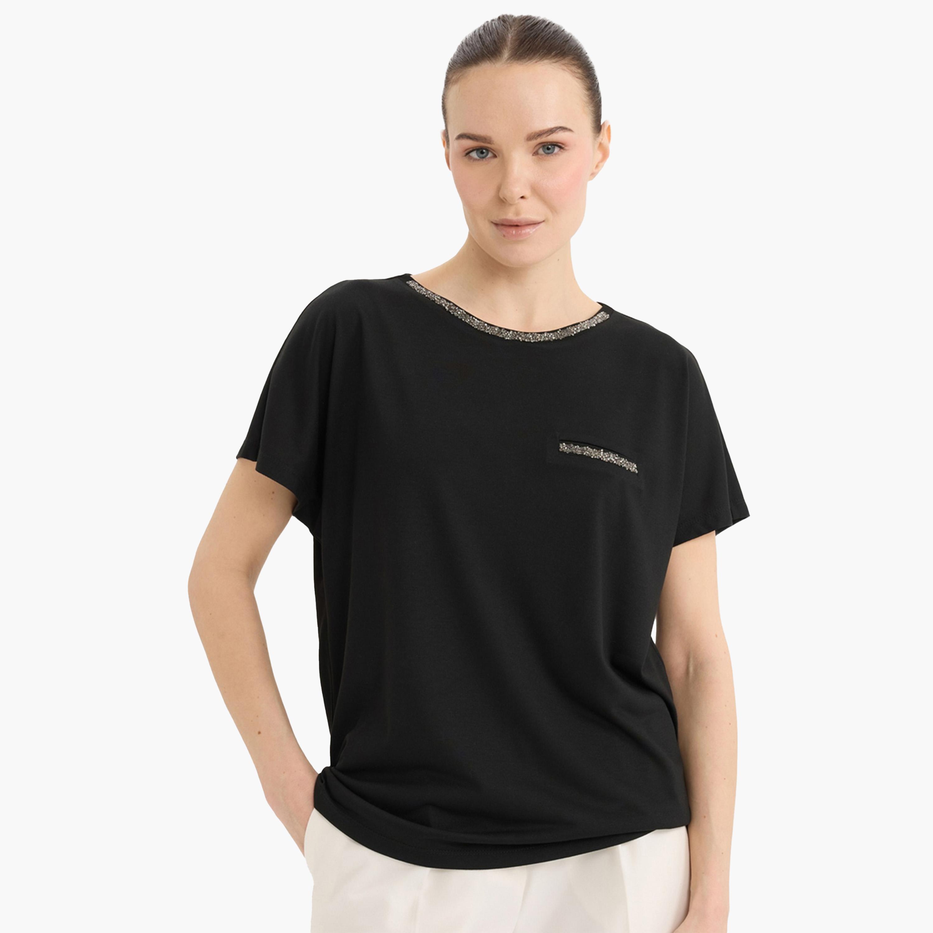 DeFacto X Styli Crew Neck Black Short Sleeve T-Shirt-women-clothing-tshirts-image-1