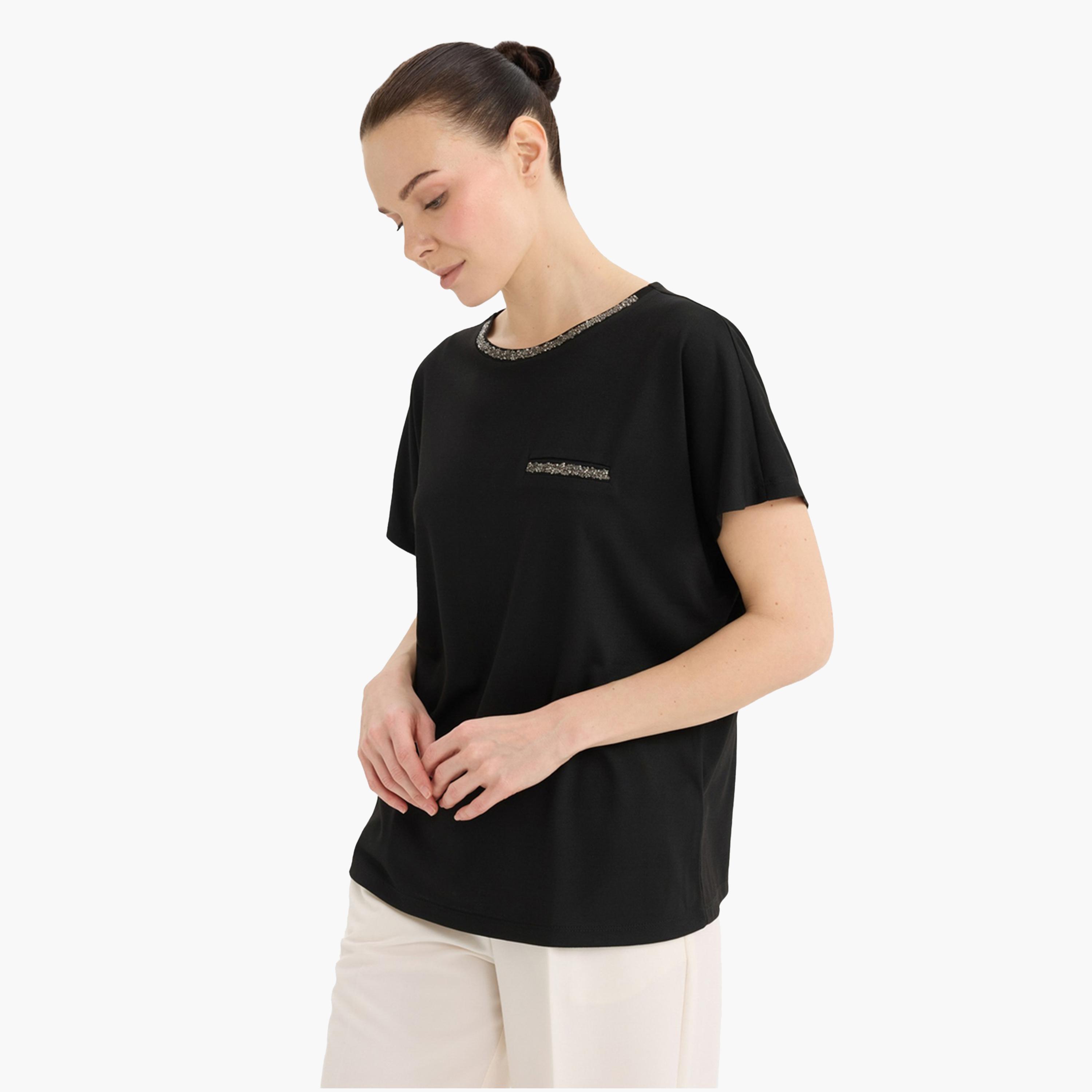 DeFacto X Styli Crew Neck Black Short Sleeve T-Shirt-women-clothing-tshirts-image-3