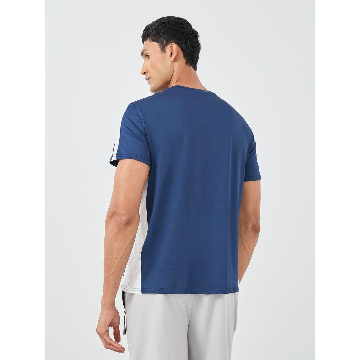 تيشيرت بنمط كتل الالوان ومزين بشعار-men-clothing-sportswearandactivewear-tshirtsandpolos-image-4