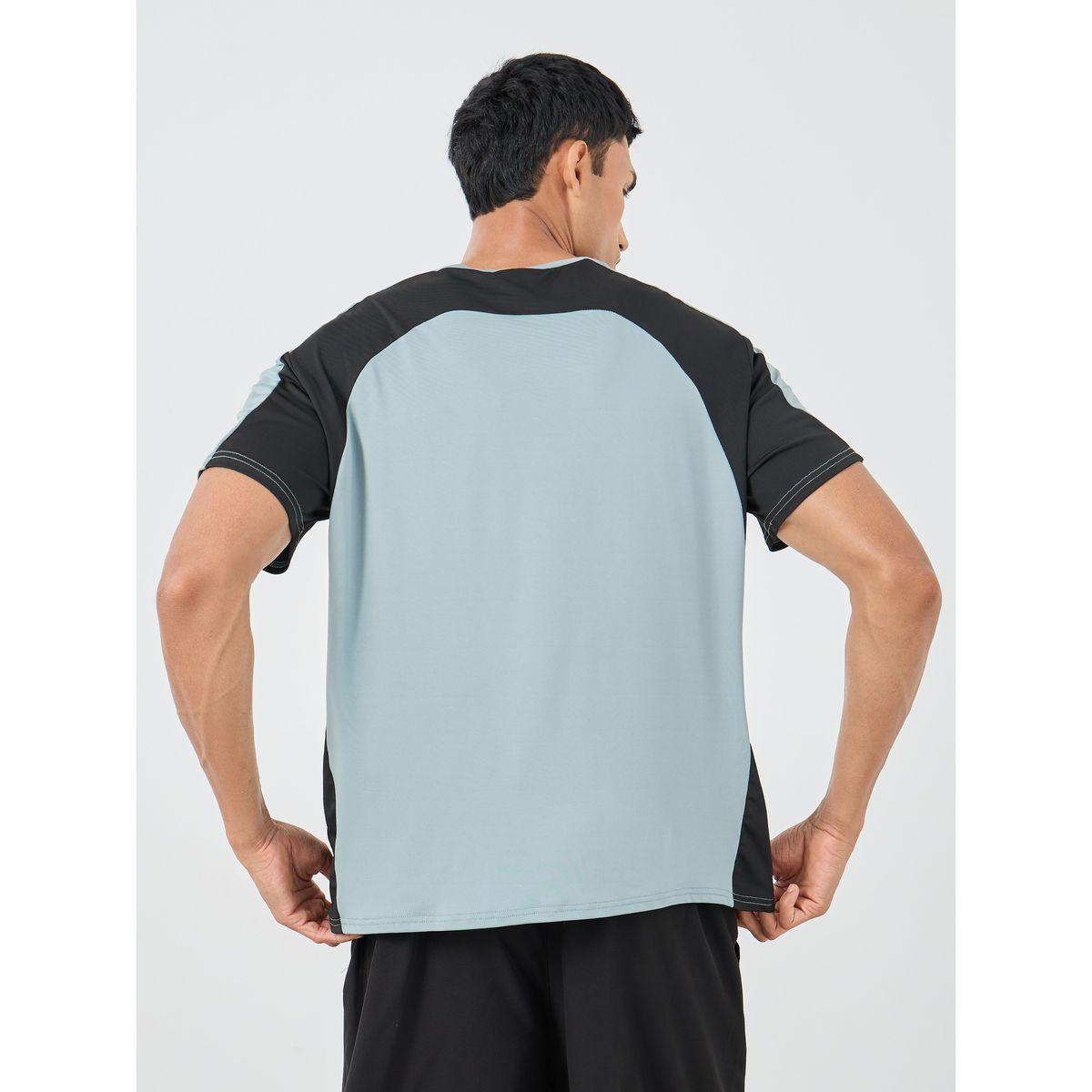 Styli Color Block Panelled Ultra Stretch Oversized T-Shirt-men-clothing-sportswearandactivewear-tshirtsandpolos-image-4