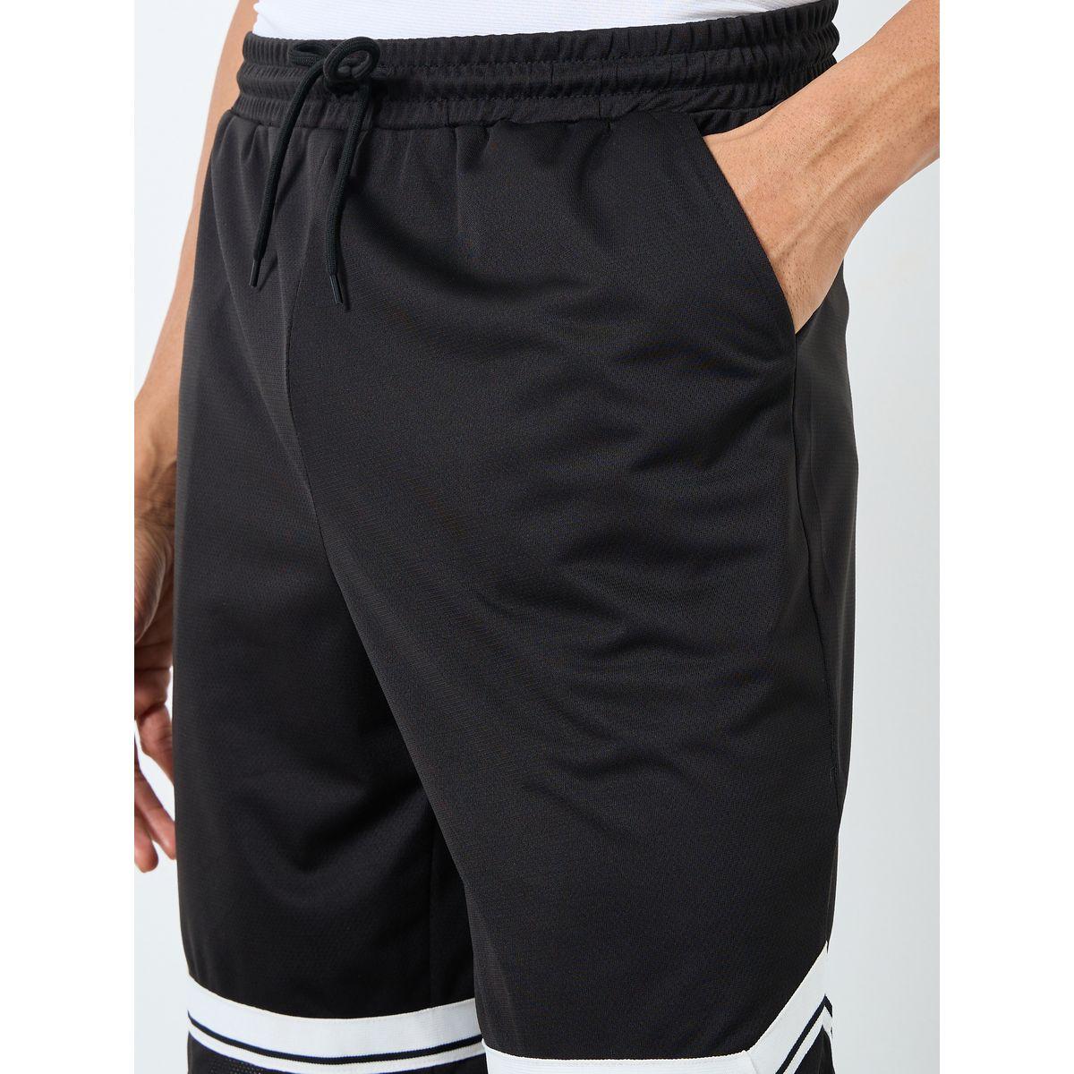 شورت جري 9 بوصة بقصة عادية-men-clothing-sportswearandactivewear-bottoms-shorts-image-3