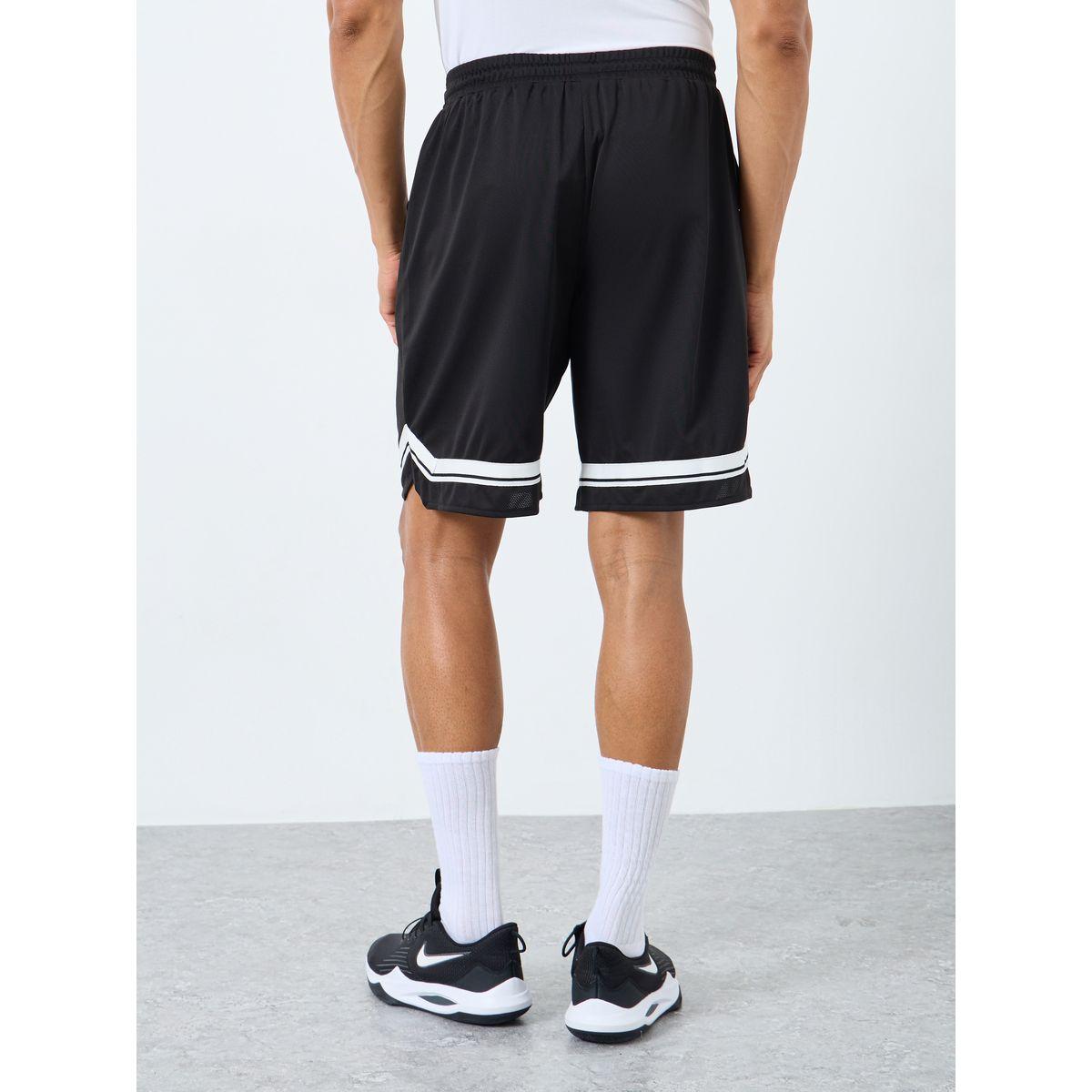 شورت جري 9 بوصة بقصة عادية-men-clothing-sportswearandactivewear-bottoms-shorts-image-4