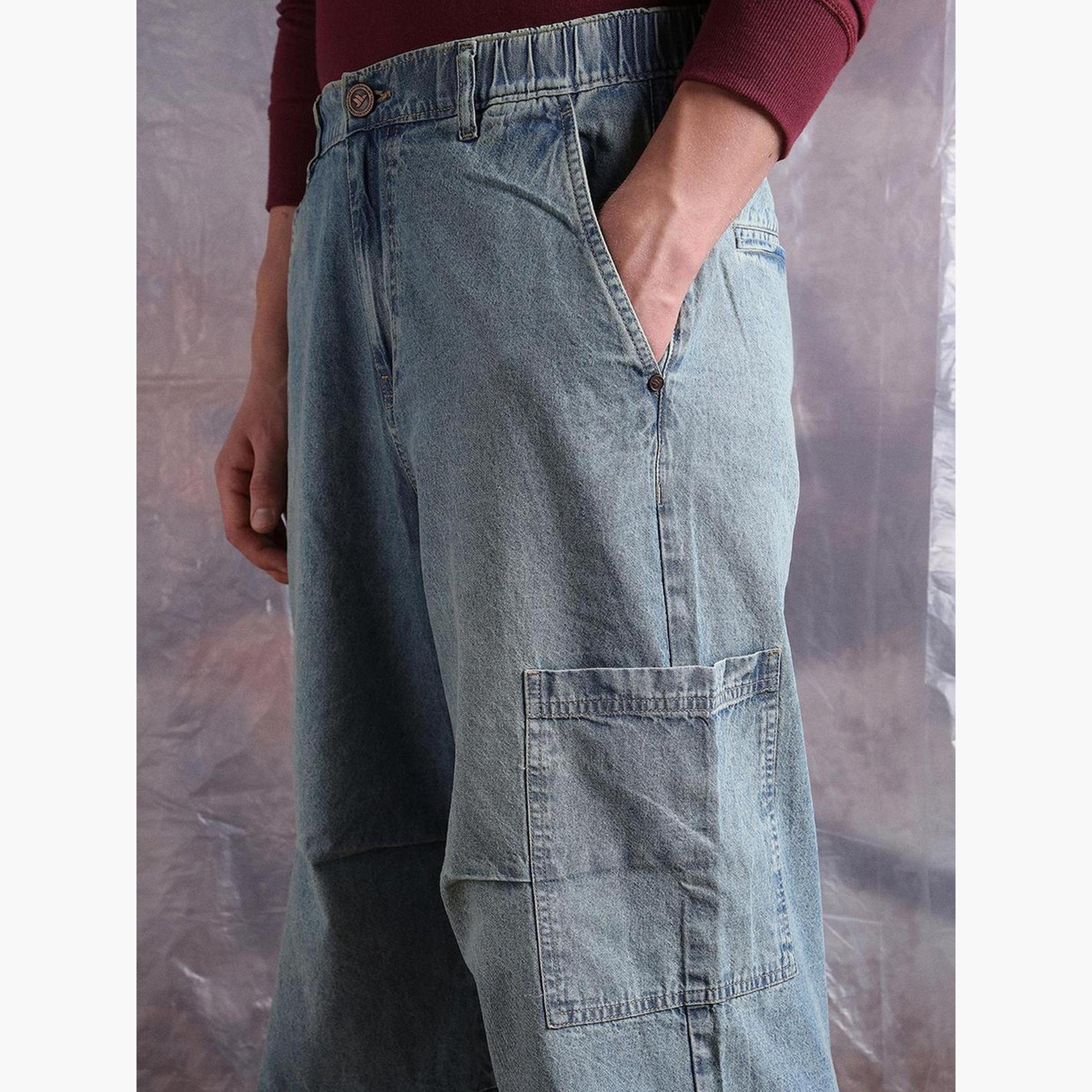 هوبرهولم - بنطال جينز واسع من قماش الدنيم لون أزرق فاتح للرجال-men-clothing-bottoms-jeans-image-6