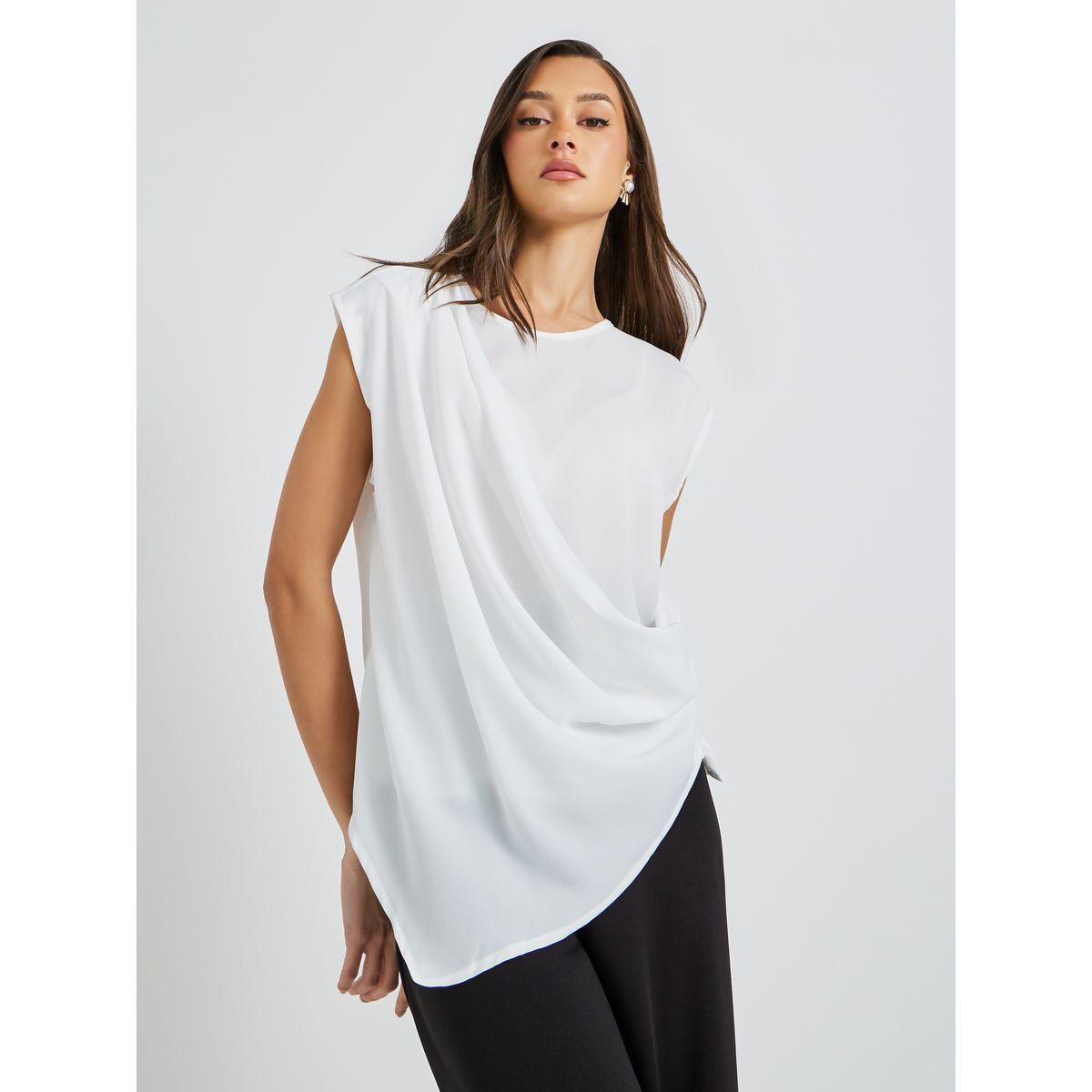 Styli Solid Round Neck Asymmetric Hem Blouse-women-clothing-shirtsandblouses-blouses-image-1