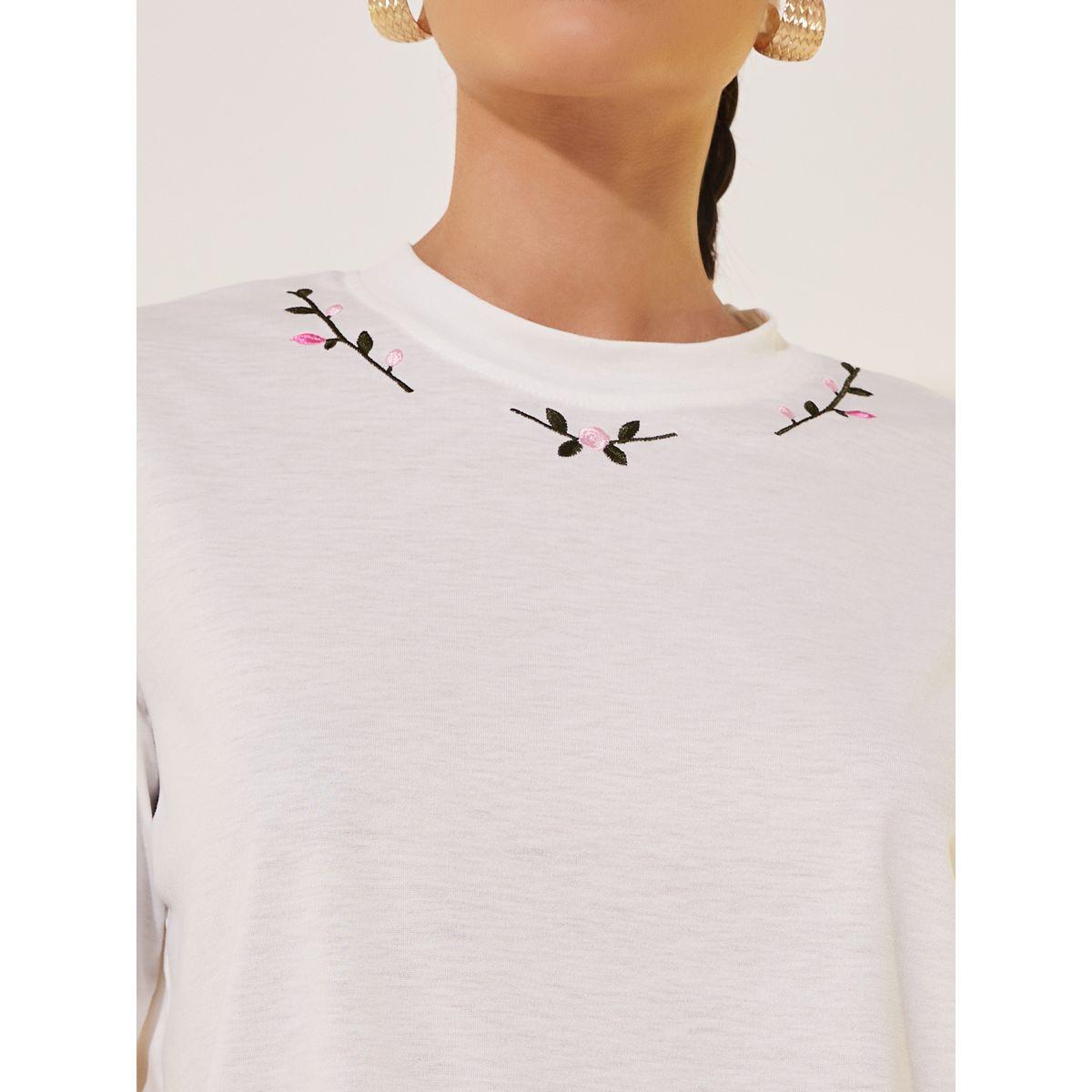 Styli Embroidered Round Neck Regular Fit T-Shirt-women-clothing-tshirts-image-3