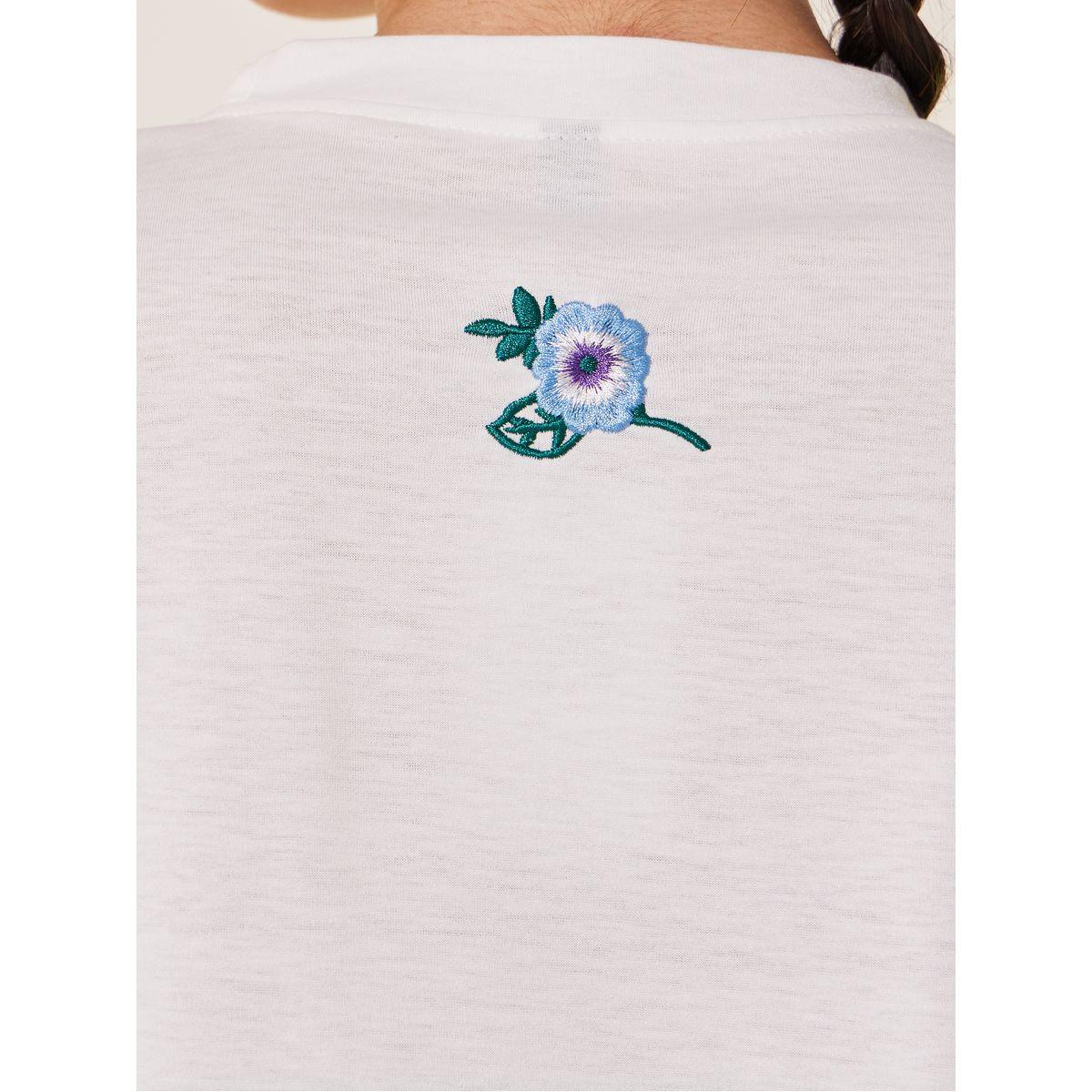 Styli Embroidered Round Neck T-Shirt-women-clothing-tshirts-image-4