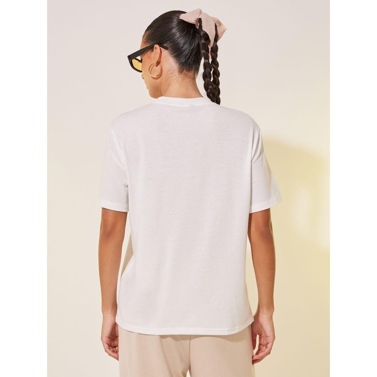 تيشيرت بياقة ضيقة وتفاصيل مُطرّزة-women-clothing-tshirts-image-4