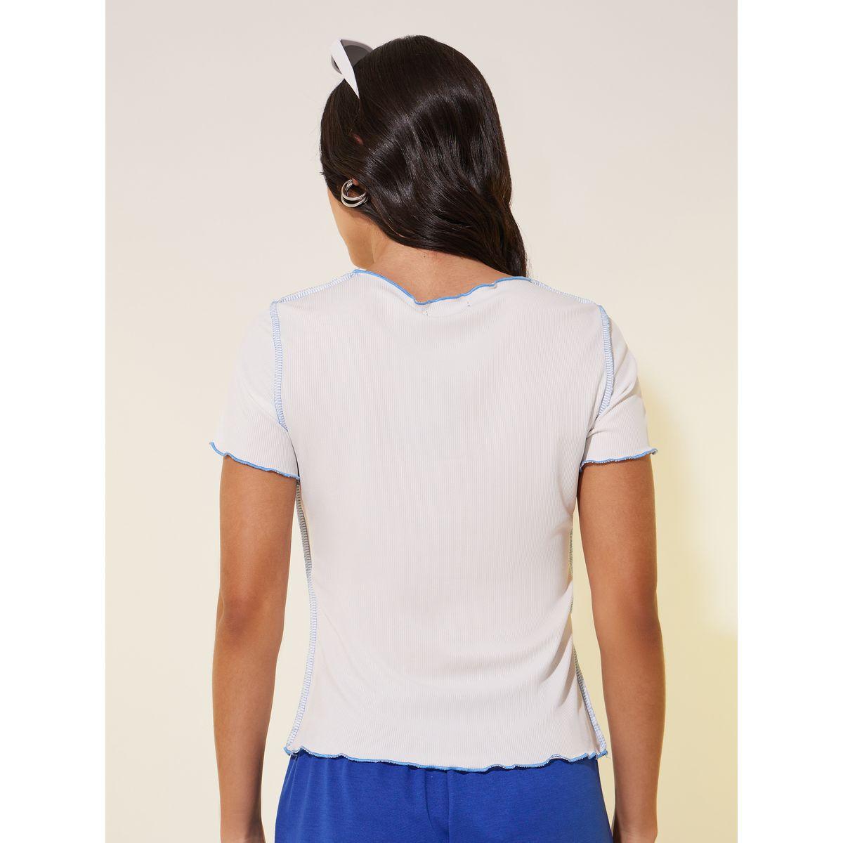 تيشيرت بياقة دائرية وتفاصيل كشكش-women-clothing-tshirts-image-5