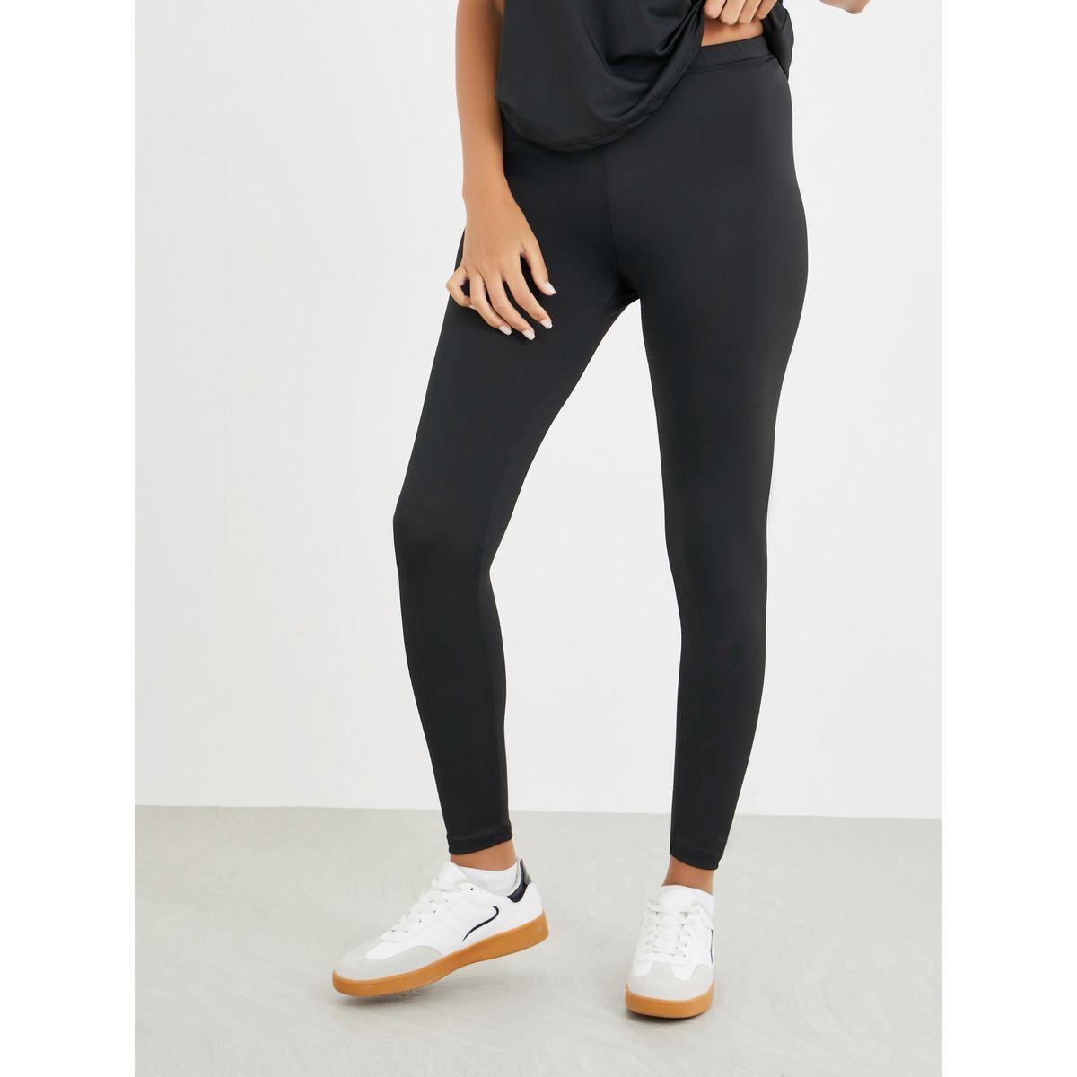 طقم منسق من ليقنز وتيشيرت مُطرّز بياقة دائرية-women-clothing-coordsets-image-5