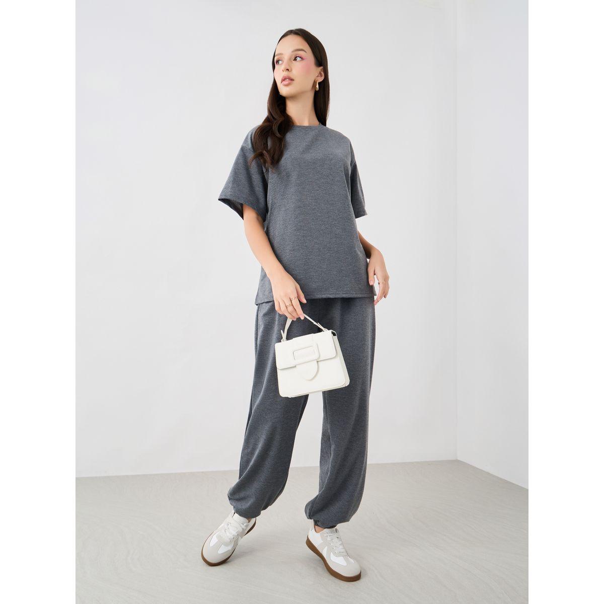 Styli Slogan Print Round Neck T-Shirt and Joggers Co-Ords-women-clothing-coordsets-image-2