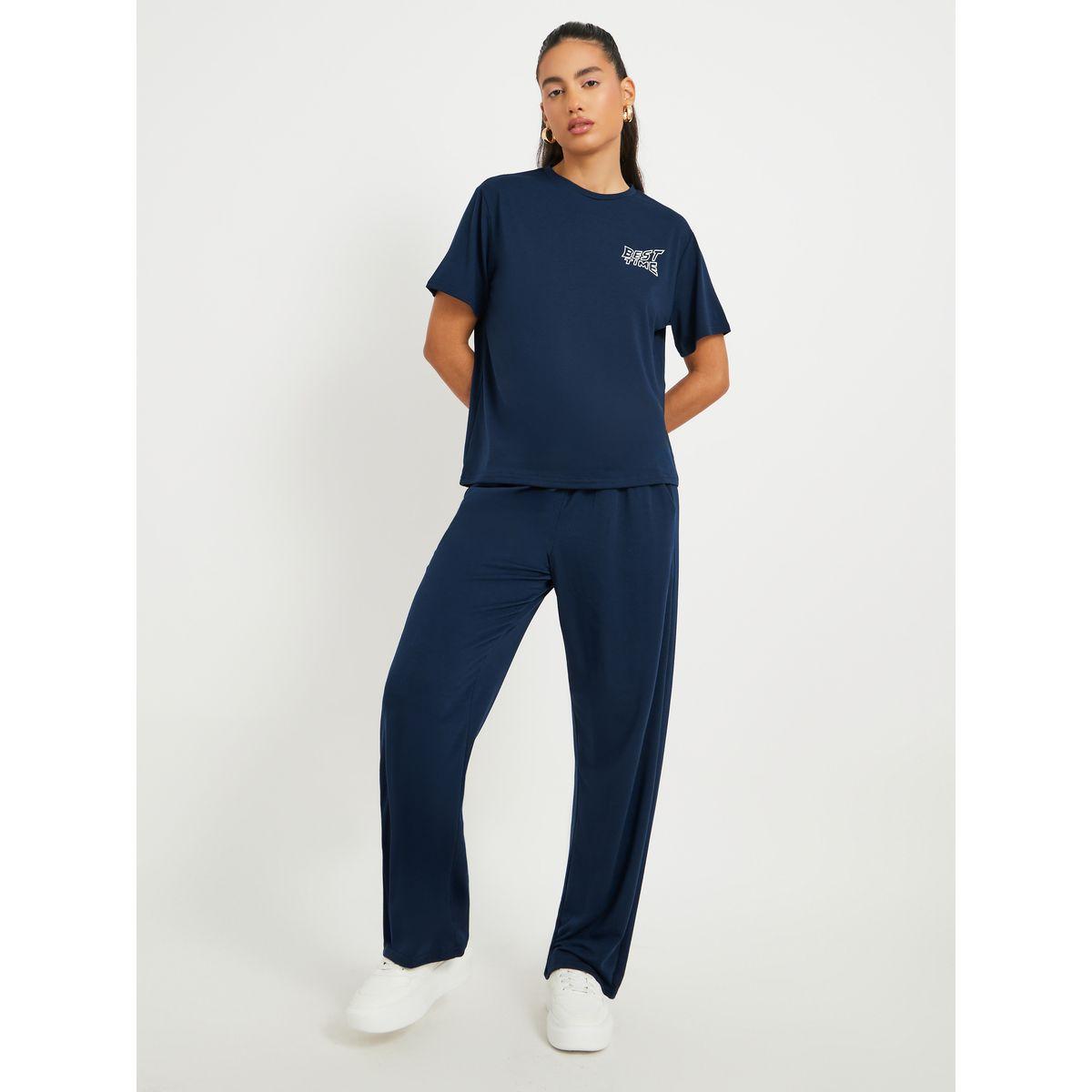 طقم منسق من بنطال وبلوزة مطبعة بياقة دائرية-women-clothing-coordsets-image-2